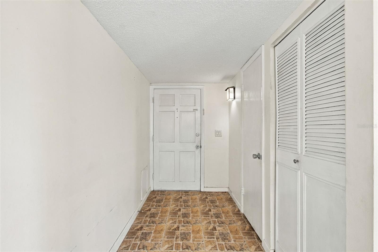 Condominium at 210 N BAYSHORE BLVD #207, CLEARWATER, photo 16 of 99