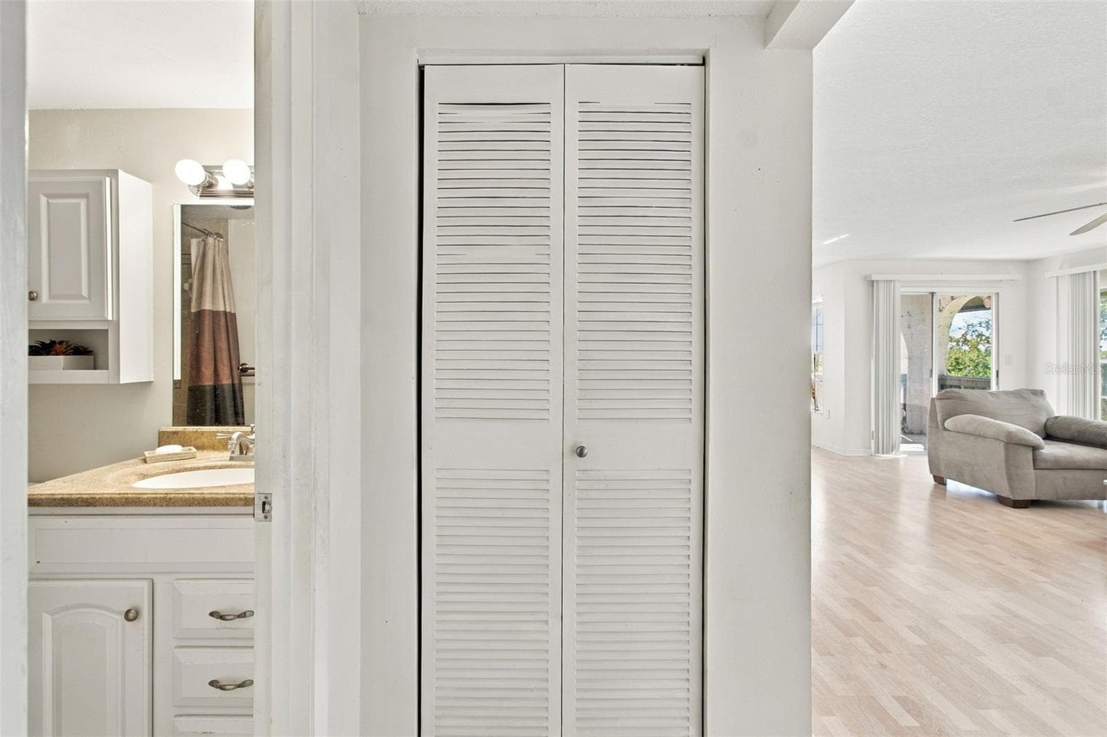 Condominium at 210 N BAYSHORE BLVD #207, CLEARWATER, photo 33 of 99