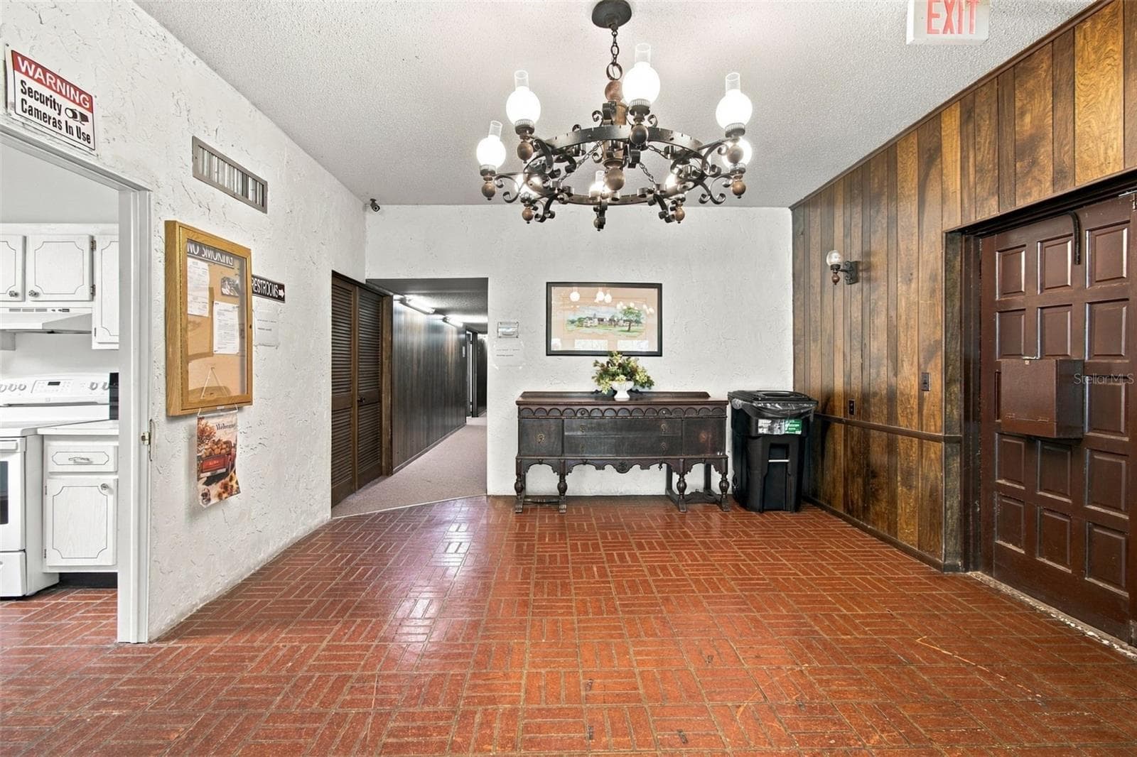 Condominium at 210 N BAYSHORE BLVD #207, CLEARWATER, photo 57 of 99