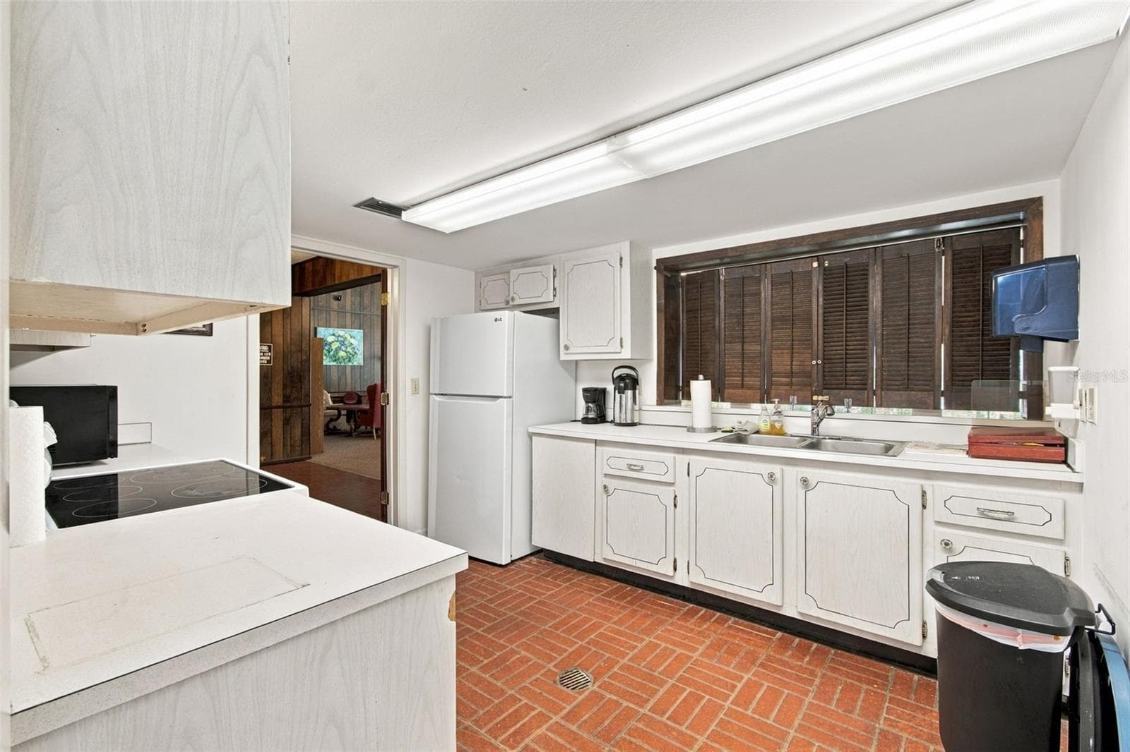 Condominium at 210 N BAYSHORE BLVD #207, CLEARWATER, photo 65 of 99