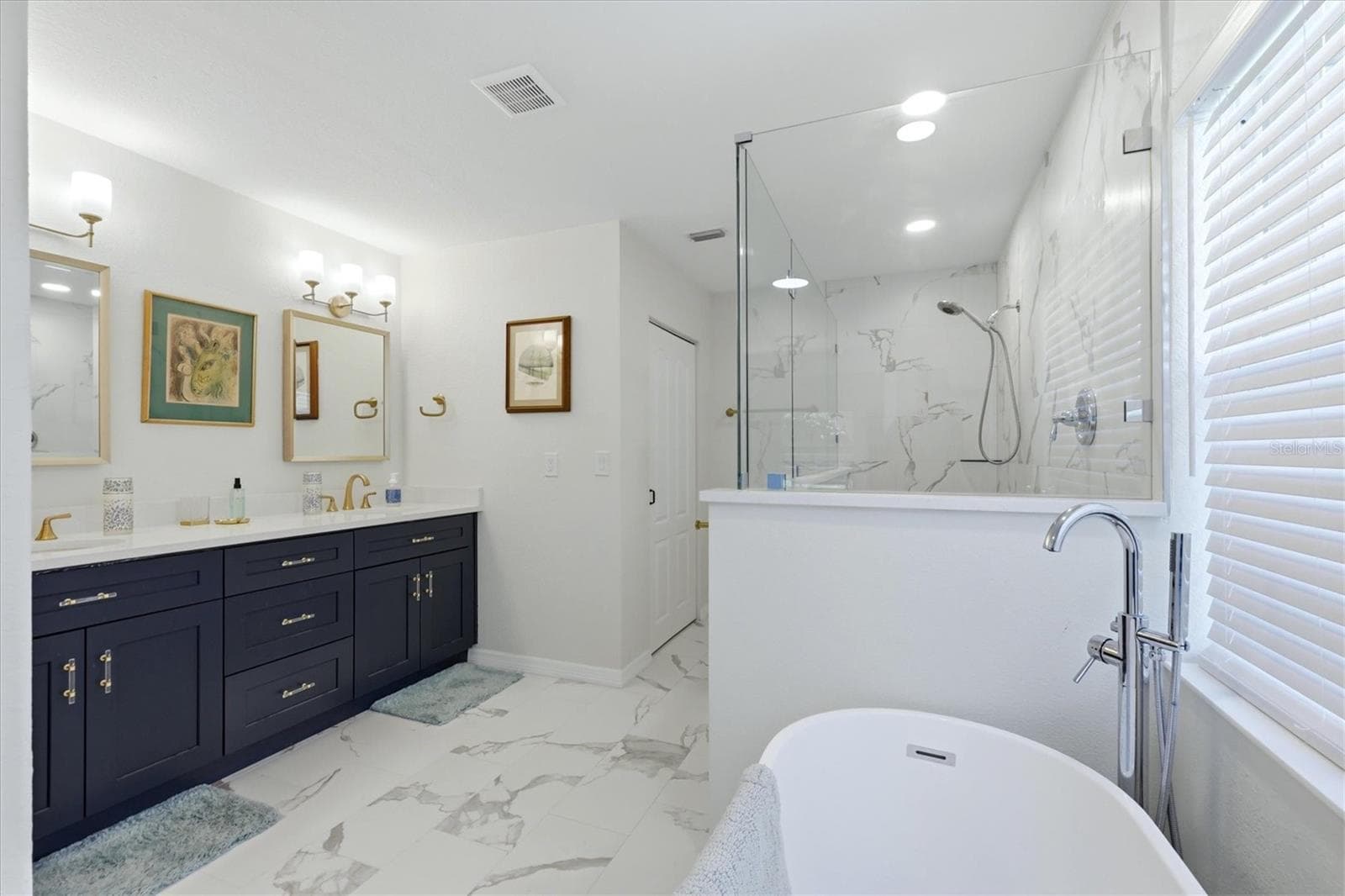 Single Family Residence at 8069 BURWELL CIR, PORT CHARLOTTE, photo 19 of 46
