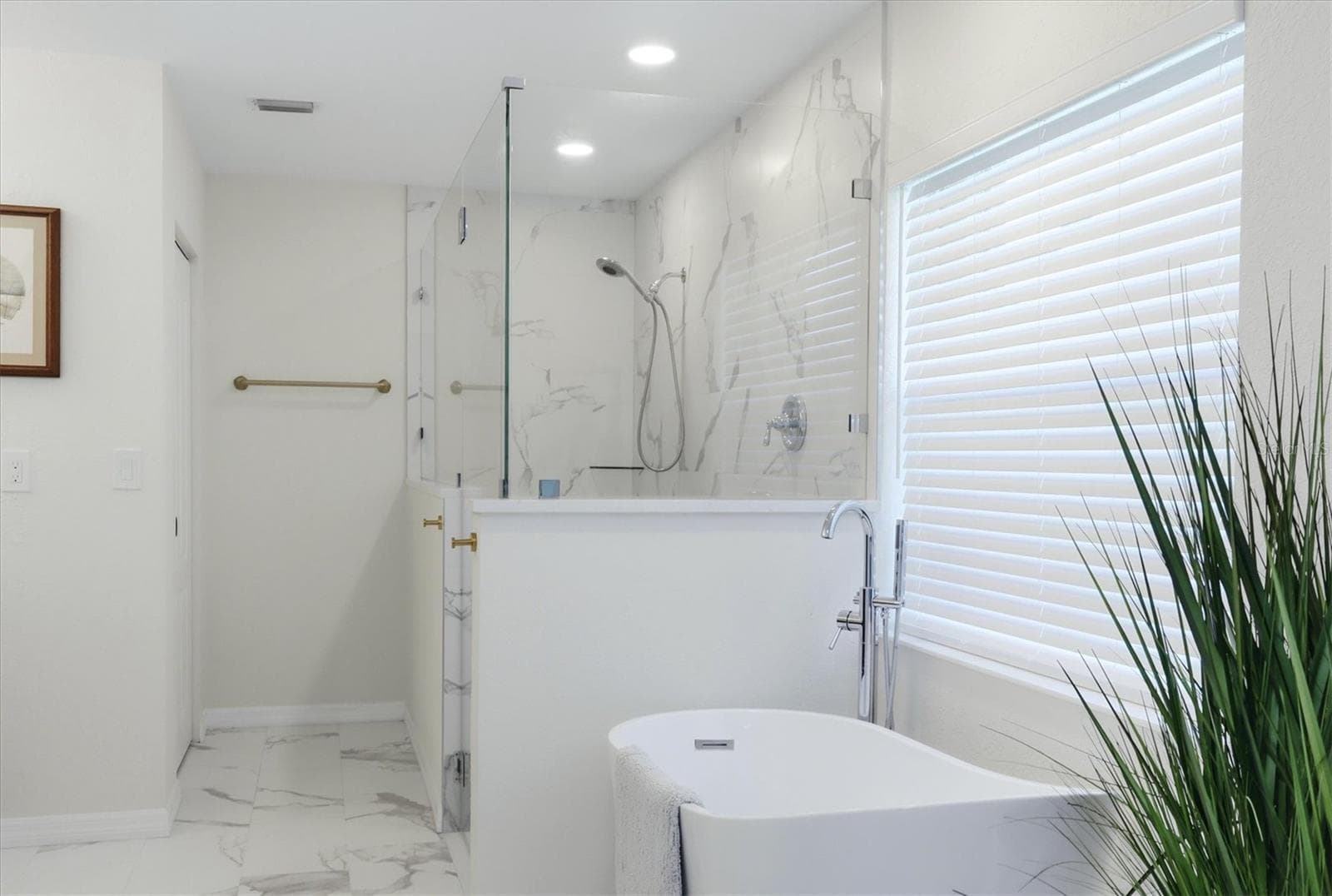 Single Family Residence at 8069 BURWELL CIR, PORT CHARLOTTE, photo 20 of 46