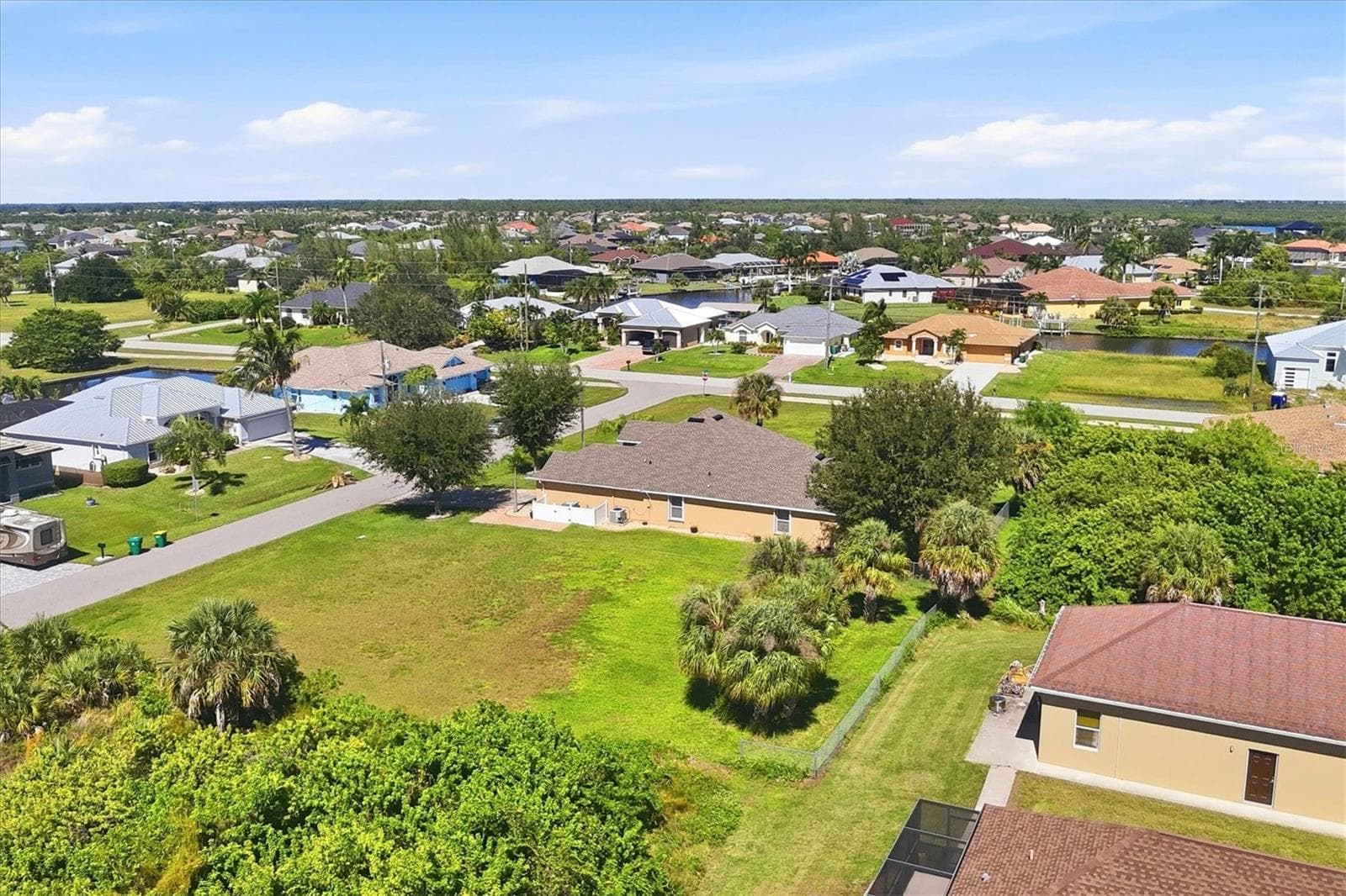 Single Family Residence at 8069 BURWELL CIR, PORT CHARLOTTE, photo 37 of 46