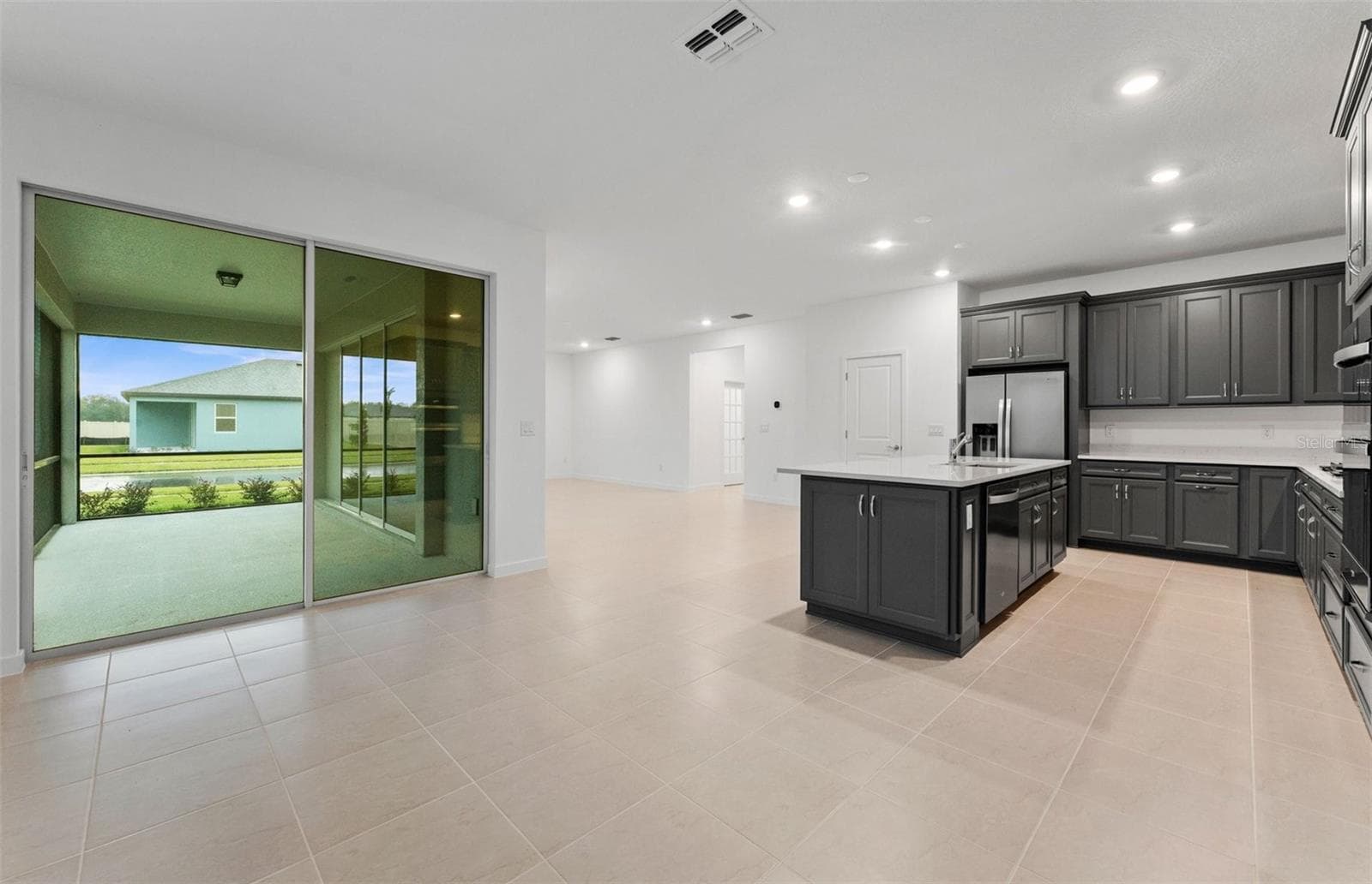 Model Representation - 37231 CLINCH CIR, ZEPHYRHILLS