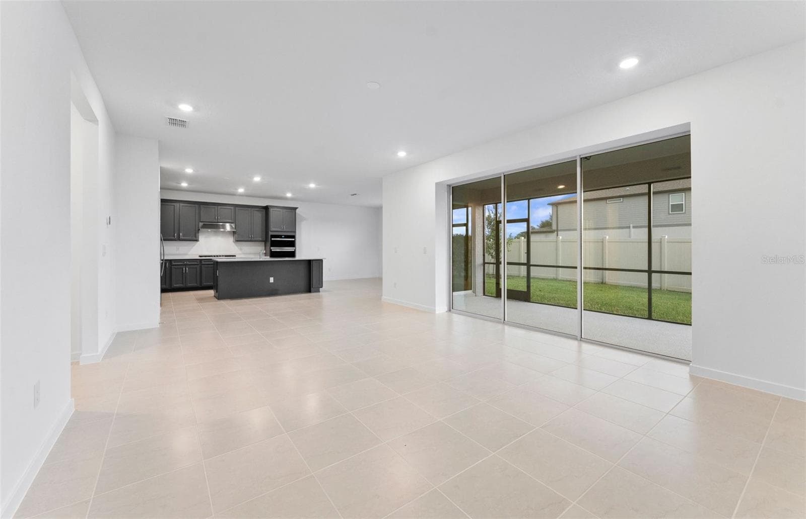Model Representation - 37231 CLINCH CIR, ZEPHYRHILLS