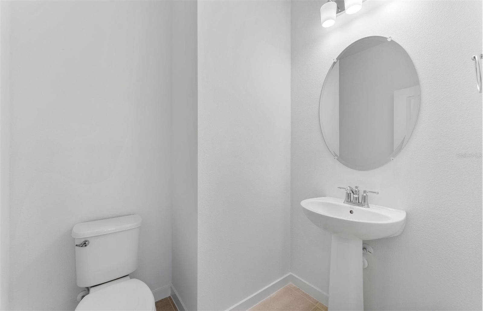 Model Representation - 37231 CLINCH CIR, ZEPHYRHILLS