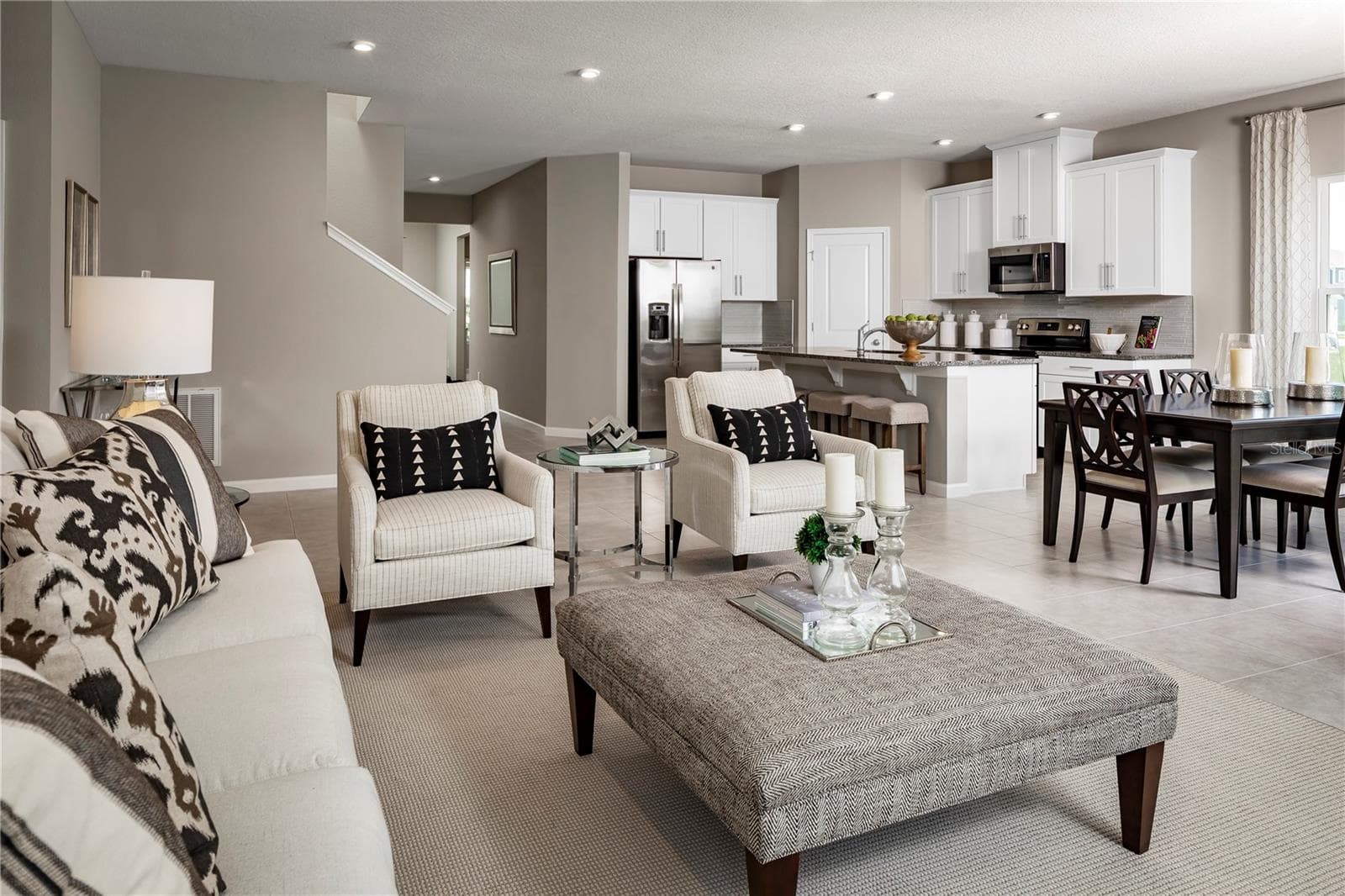 Single Family Residence at 1075 OCEAN LODGE RD, LADY LAKE, photo 2 of 25