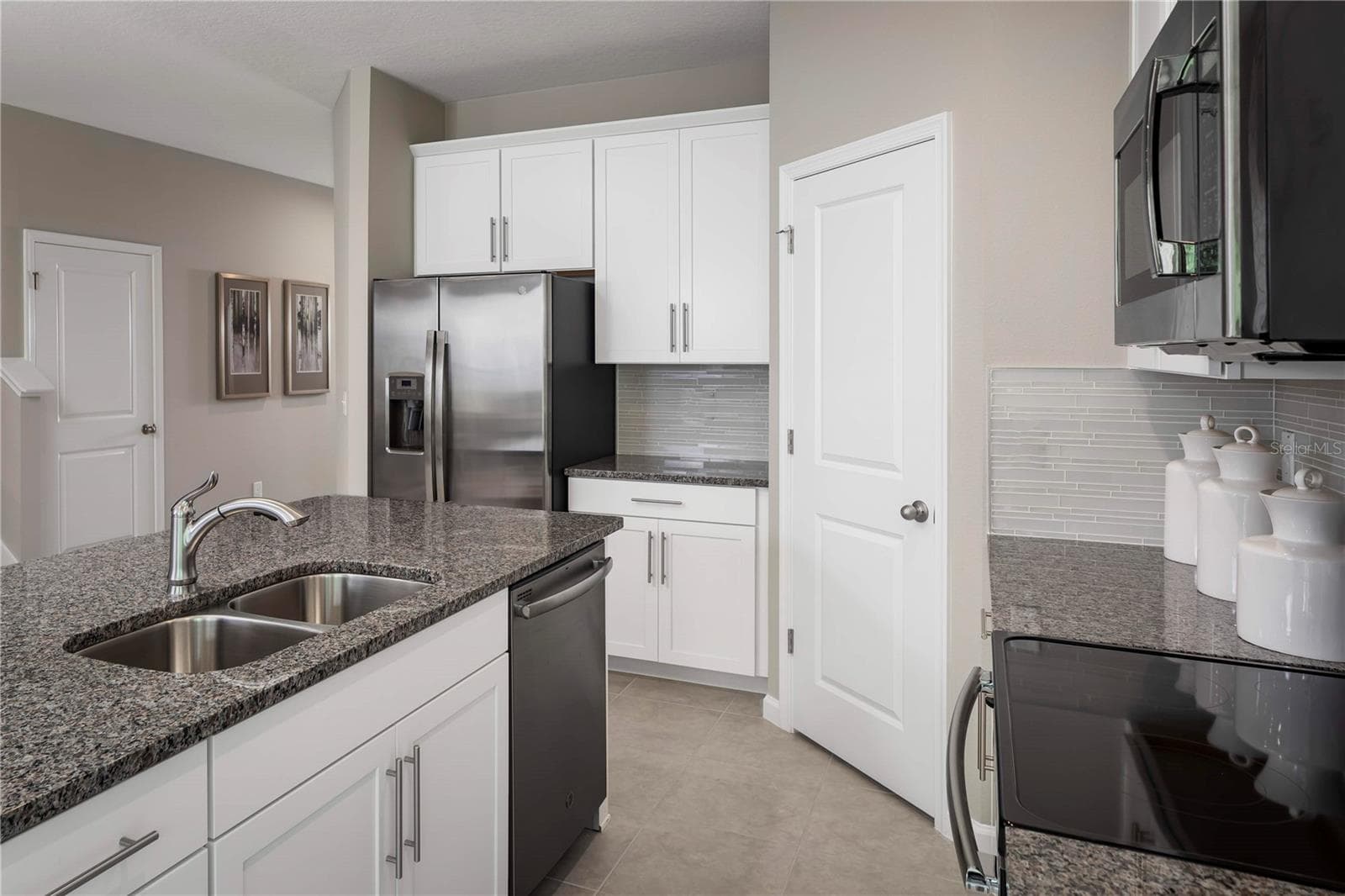 Single Family Residence at 1075 OCEAN LODGE RD, LADY LAKE, photo 10 of 25