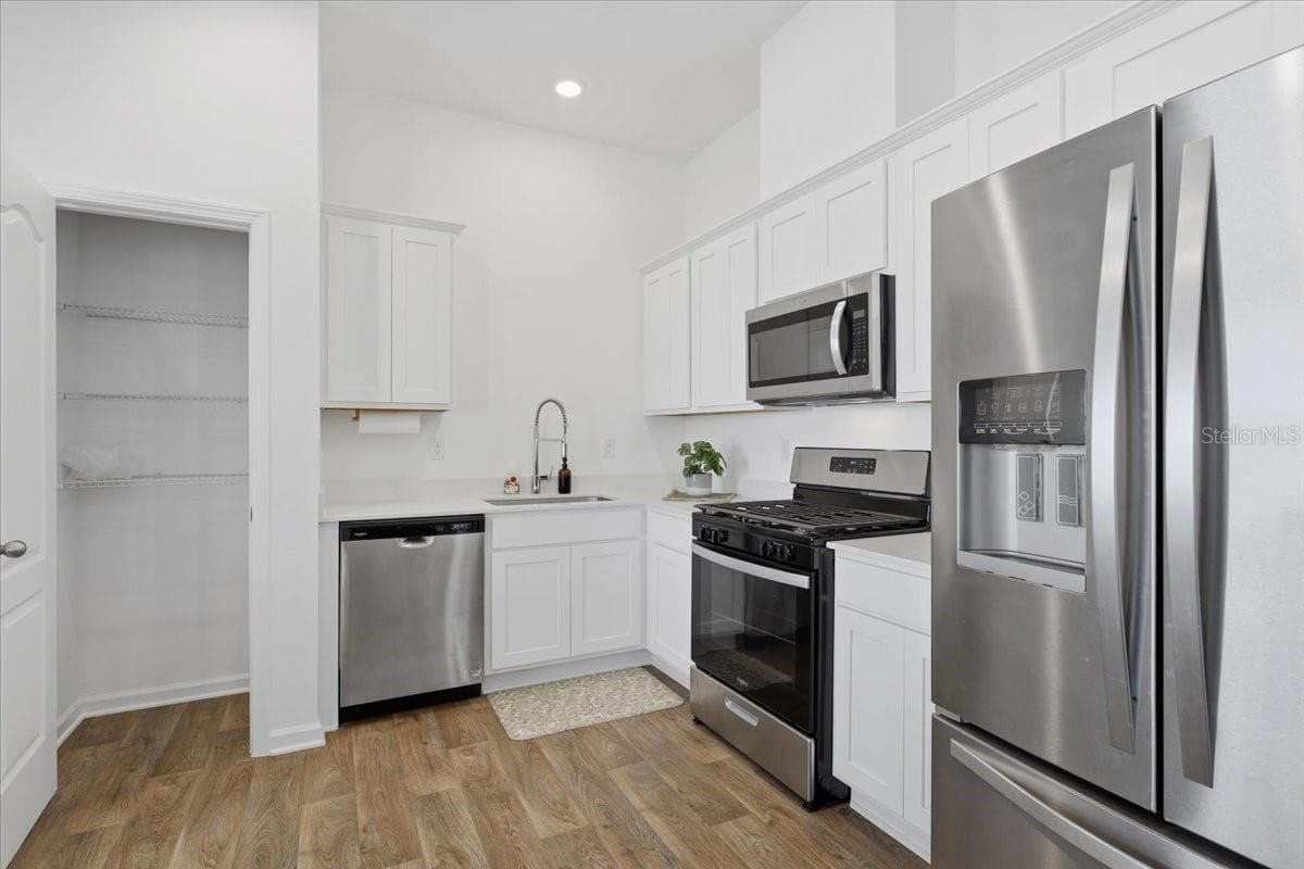 Single Family Residence at 80 BOGEY PL, BUNNELL, photo 7 of 67