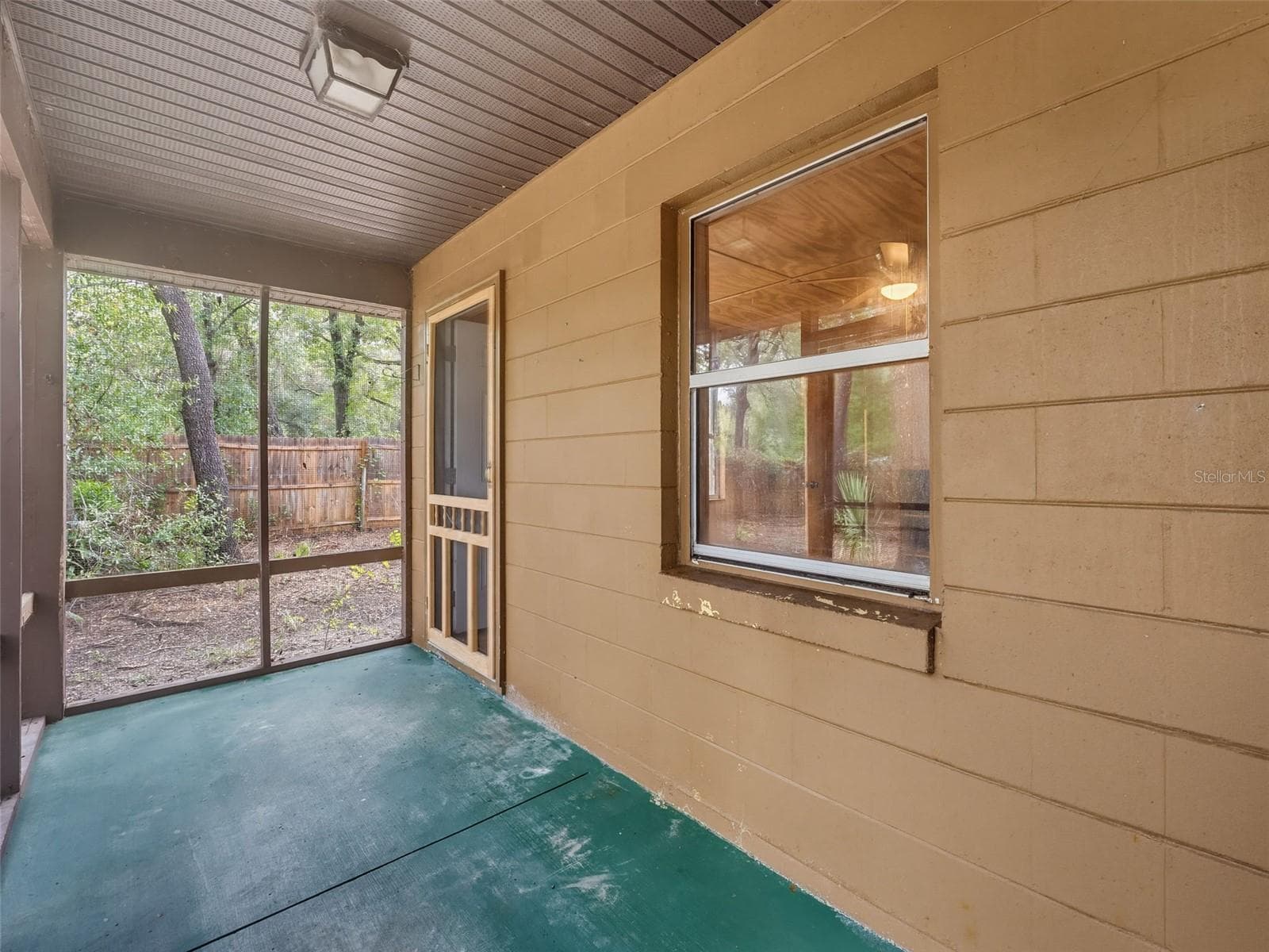 Single Family Residence at 19355 SAINT GEORGE DR, DUNNELLON, photo 11 of 39