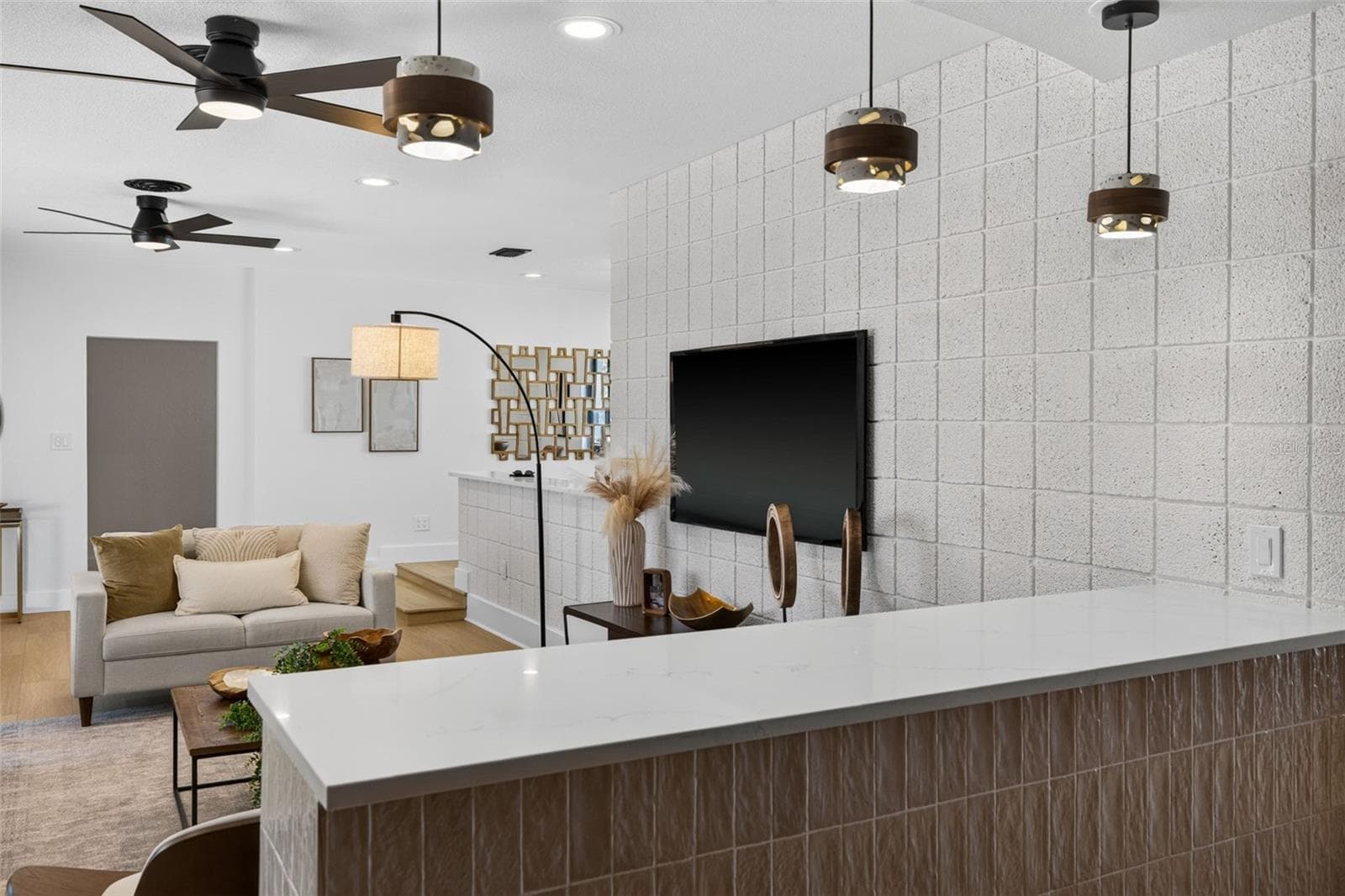 Single Family Residence at 2015 DOLPHIN BLVD S, ST PETERSBURG, photo 15 of 62