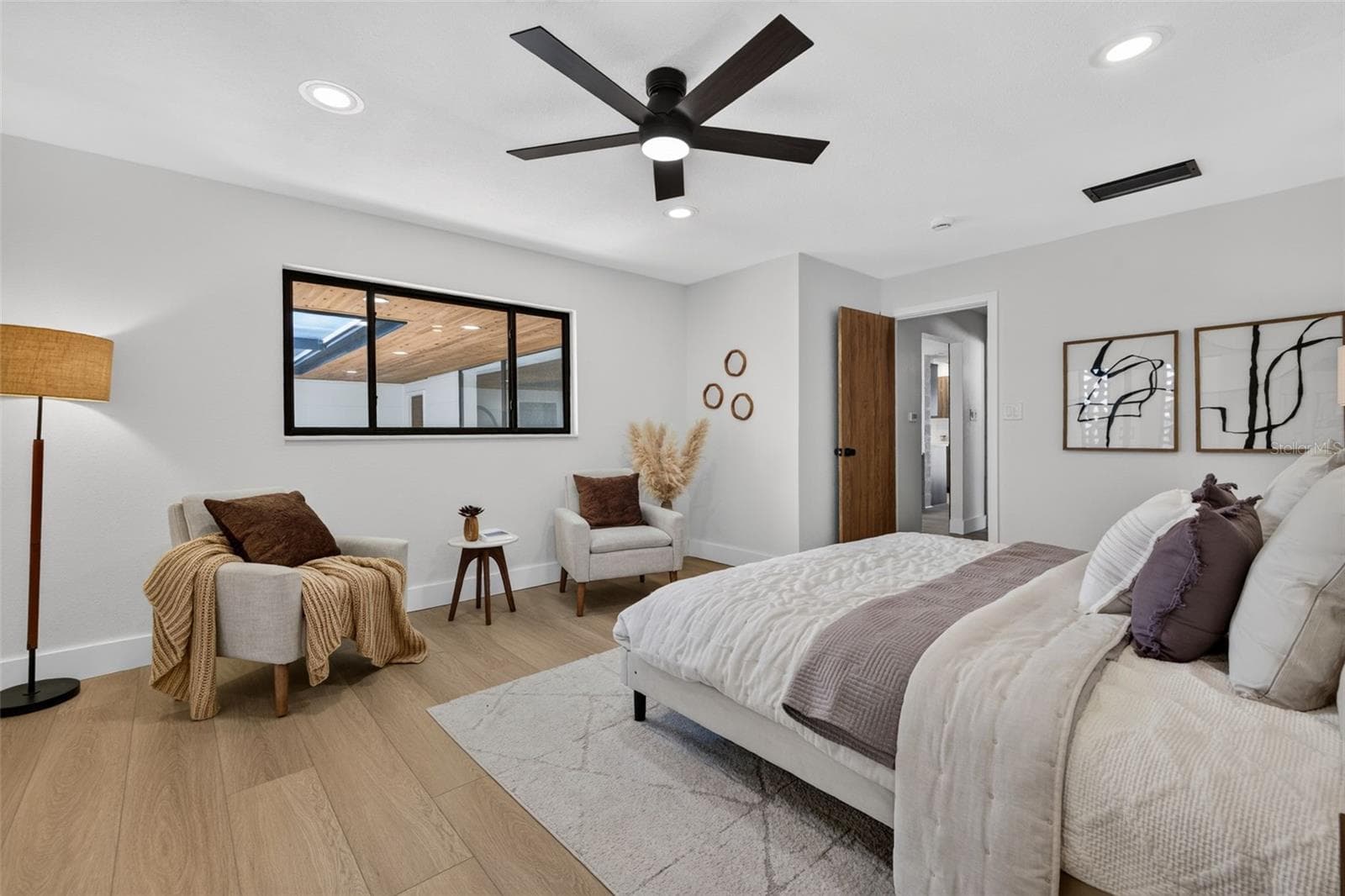 Single Family Residence at 2015 DOLPHIN BLVD S, ST PETERSBURG, photo 31 of 62