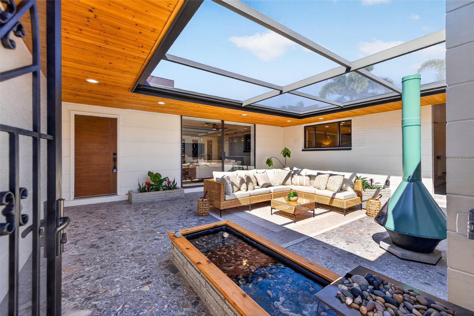 Single Family Residence at 2015 DOLPHIN BLVD S, ST PETERSBURG, photo 45 of 62