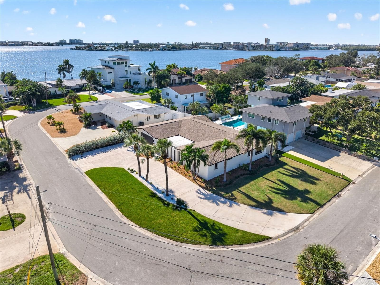 Single Family Residence at 2015 DOLPHIN BLVD S, ST PETERSBURG, photo 47 of 62