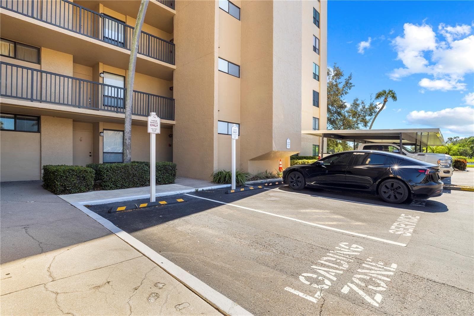 Condominium at 2616 COVE CAY DR #105, CLEARWATER, photo 7 of 55