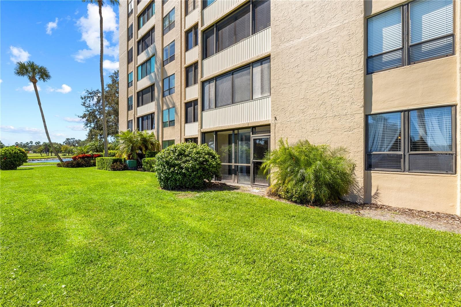 Condominium at 2616 COVE CAY DR #105, CLEARWATER, photo 9 of 55
