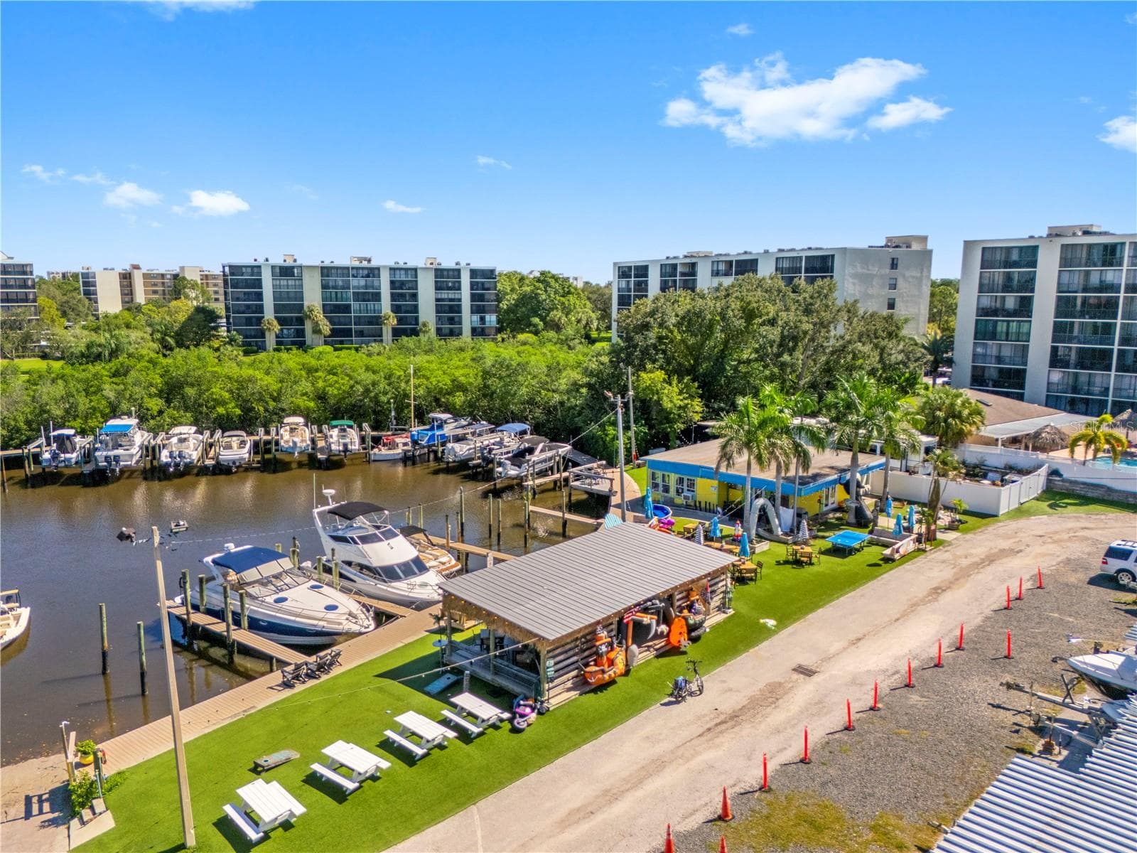 Condominium at 2616 COVE CAY DR #105, CLEARWATER, photo 11 of 55