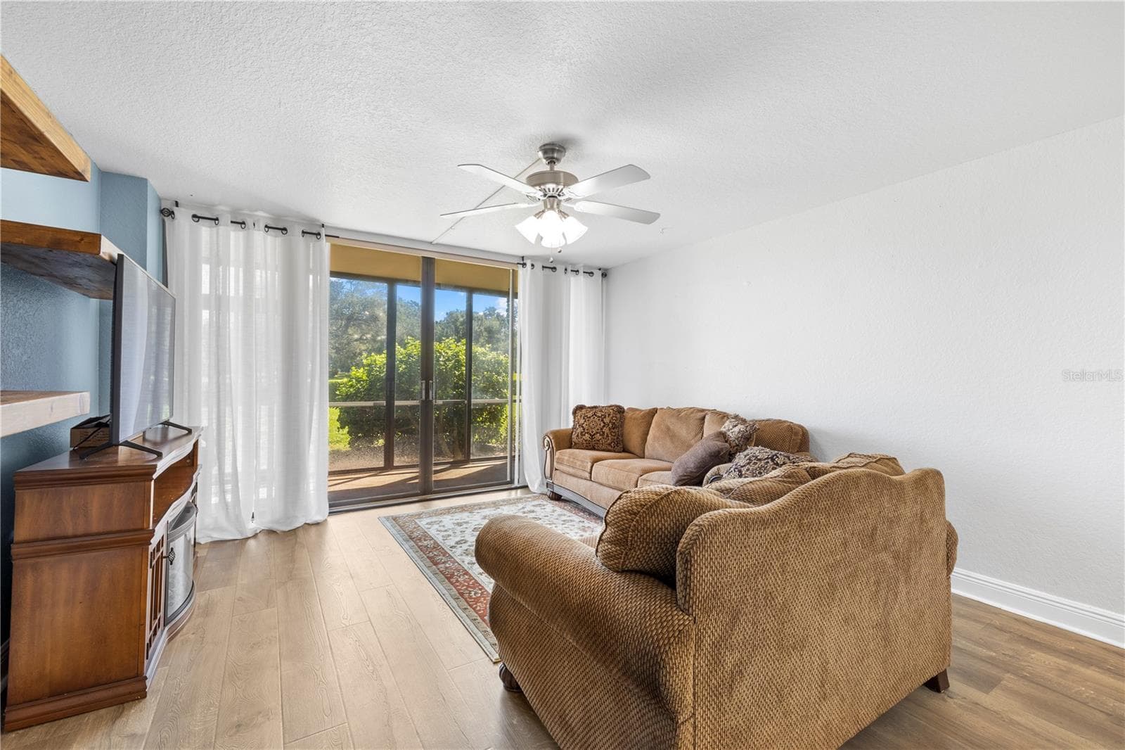 Condominium at 2616 COVE CAY DR #105, CLEARWATER, photo 21 of 55