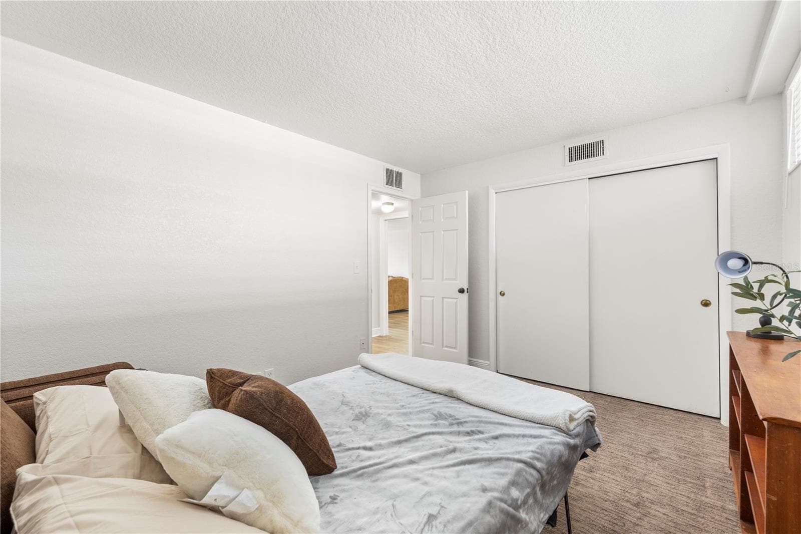 Condominium at 2616 COVE CAY DR #105, CLEARWATER, photo 31 of 55