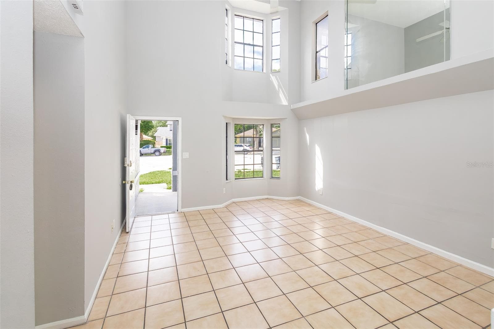 Single Family Residence at 4226 CLOVERLEAF PL, CASSELBERRY, photo 5 of 32