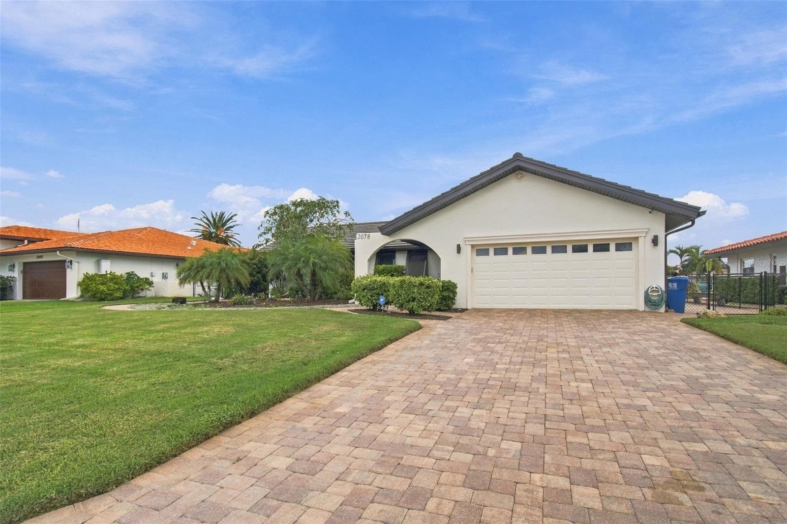 Single Family Residence at 2078 NE MONTANA AVE NE, ST PETERSBURG, photo 4 of 77