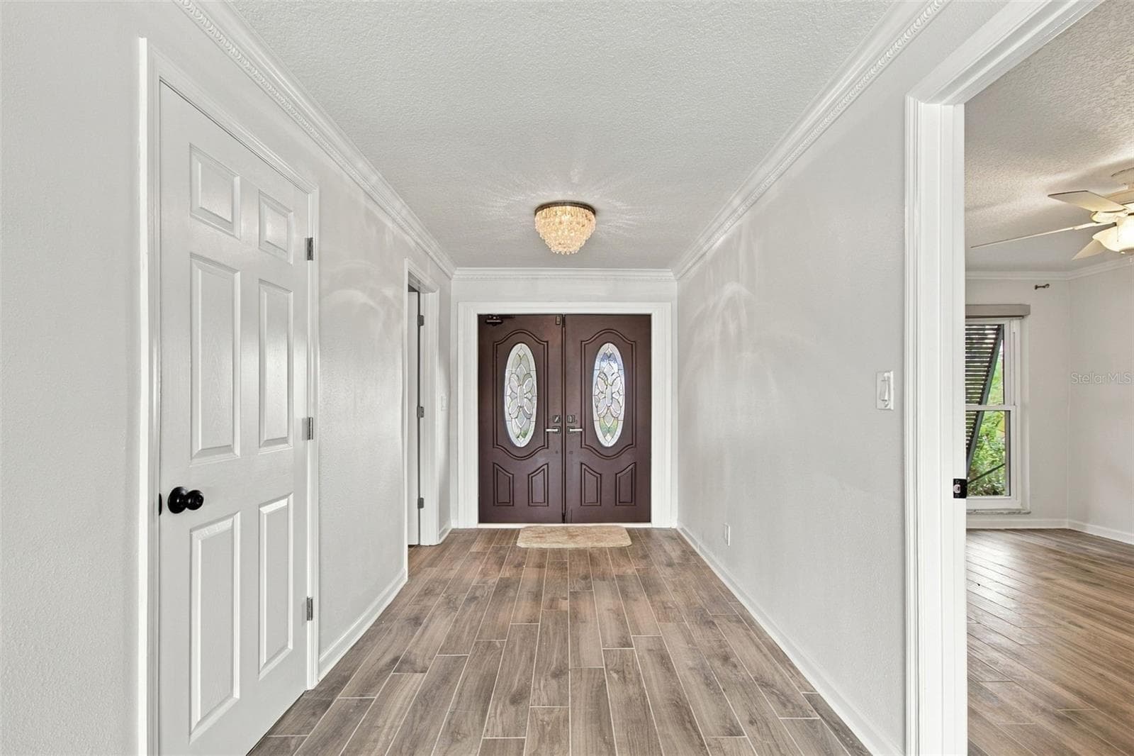 Single Family Residence at 2078 NE MONTANA AVE NE, ST PETERSBURG, photo 14 of 77