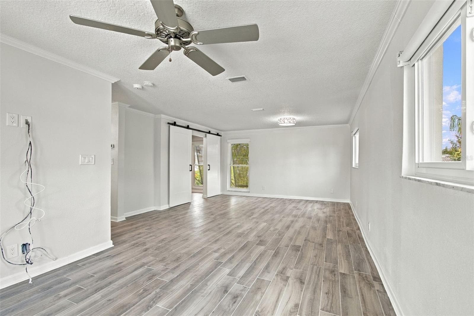 Single Family Residence at 2078 NE MONTANA AVE NE, ST PETERSBURG, photo 55 of 77