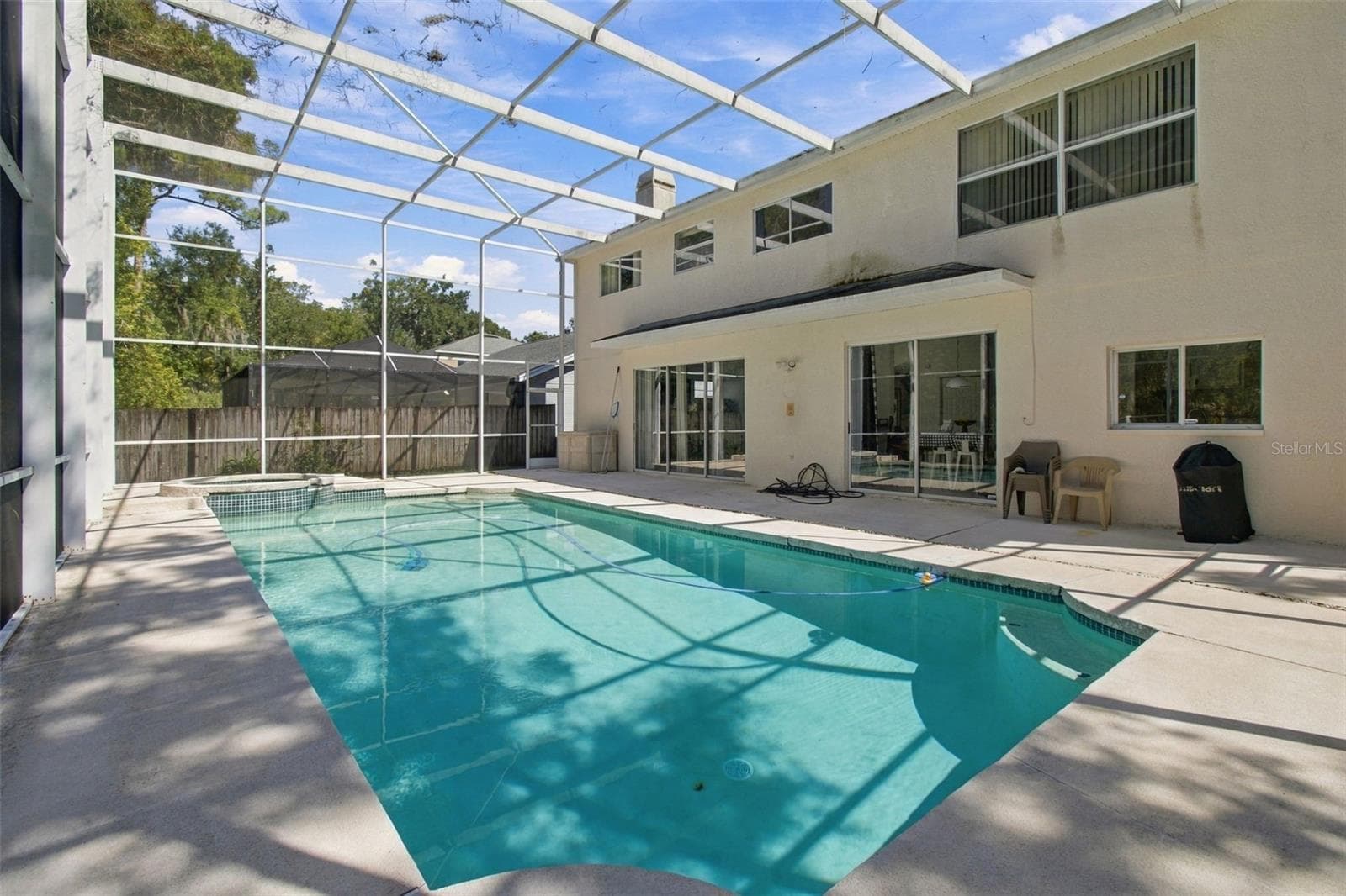 Oversized Swimming Pool for Outdoor entertainment - 8102 STONEFIELD, TAMPA