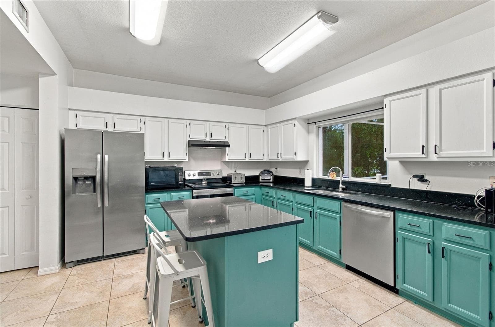 Plenty of Storage and Counter Space in Kitchen - 8102 STONEFIELD, TAMPA