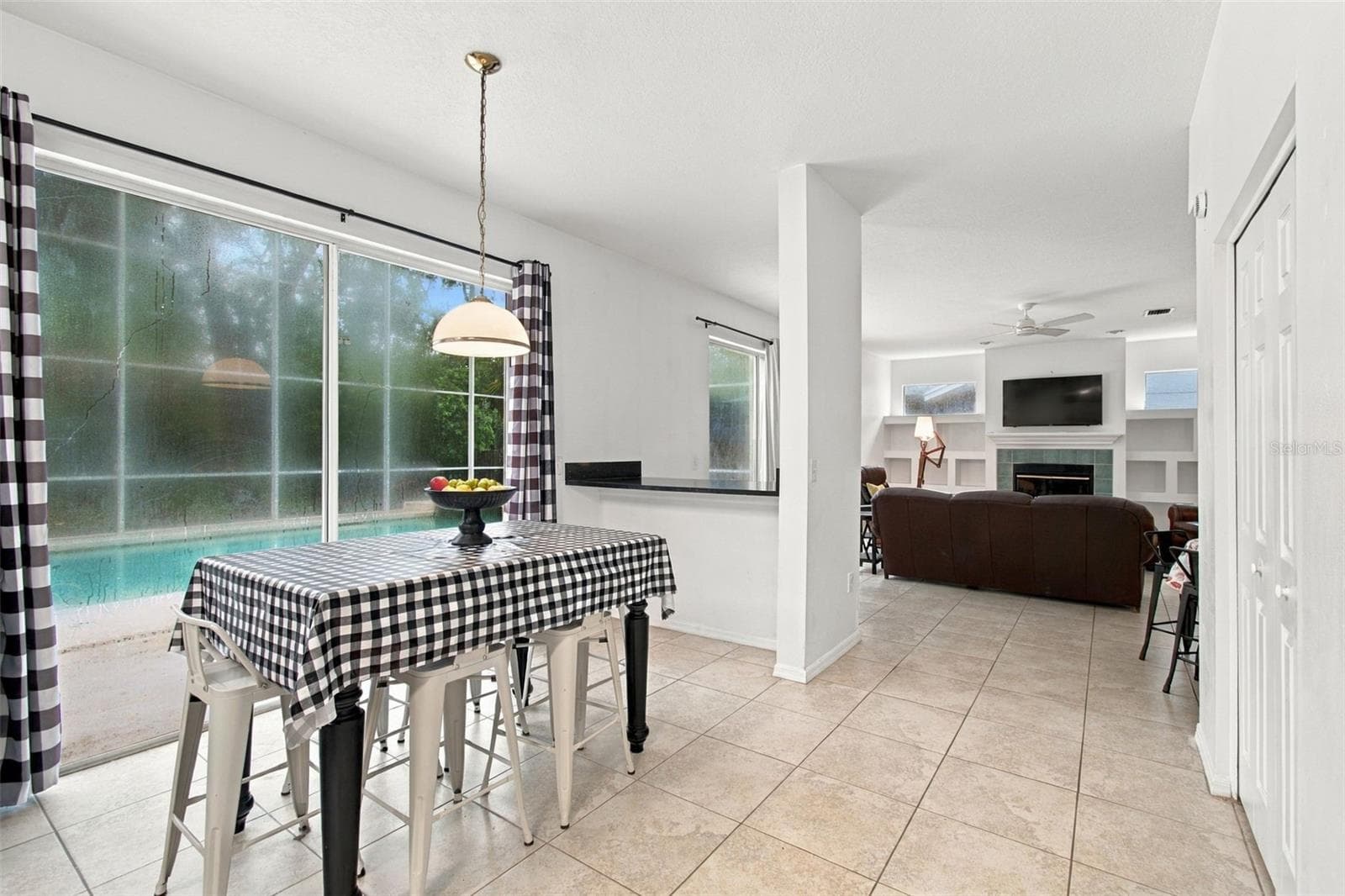 Eat In Kitchen Table area - 8102 STONEFIELD, TAMPA