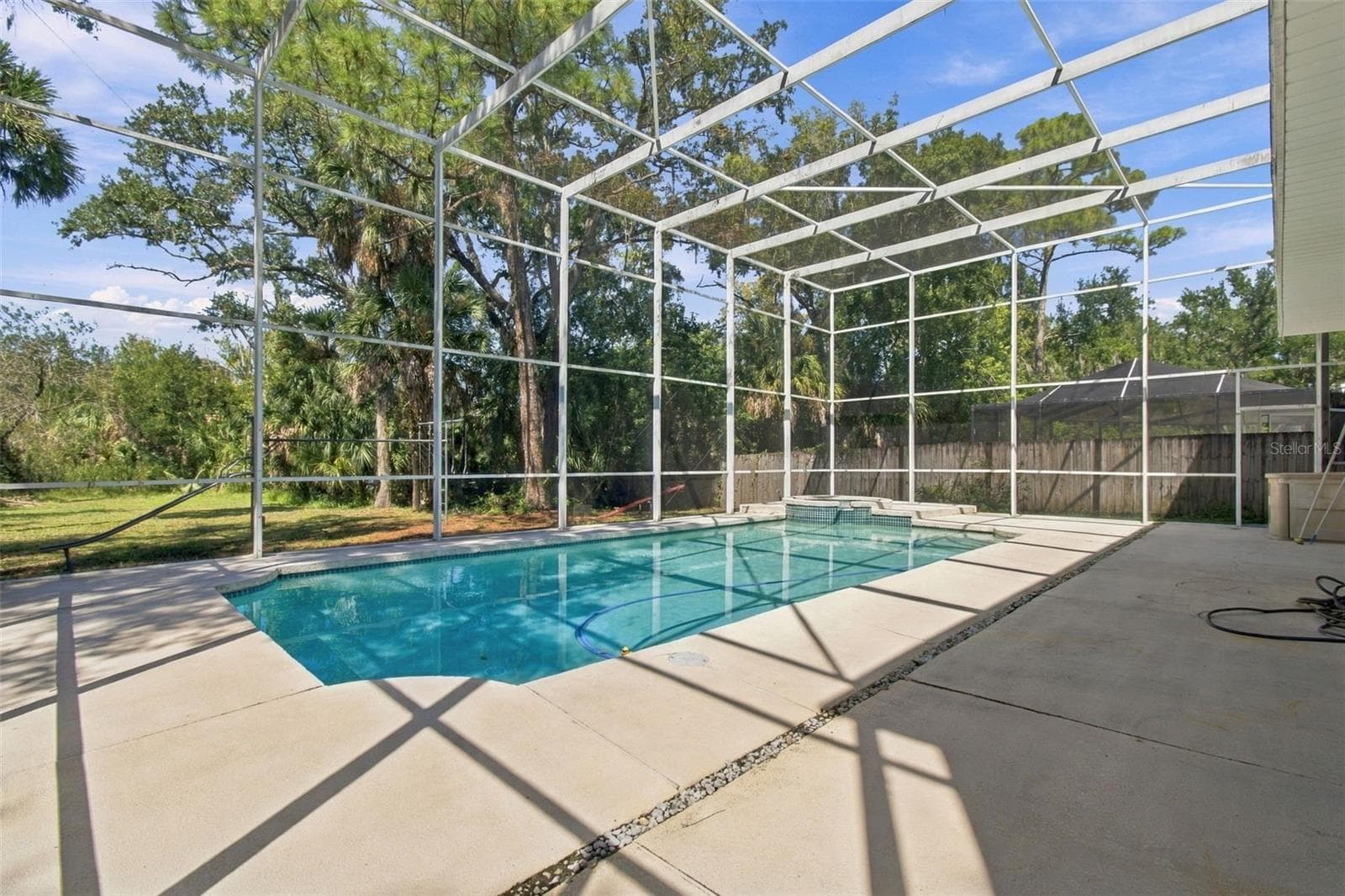 Oversized Pool and Patio - 8102 STONEFIELD, TAMPA