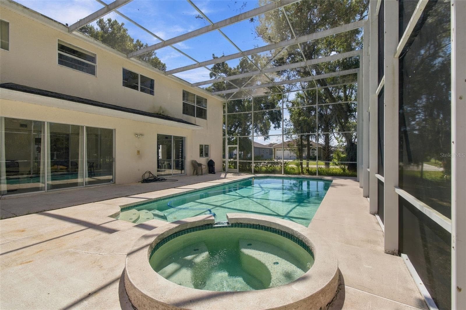 Relaxing Spa Feature - 8102 STONEFIELD, TAMPA