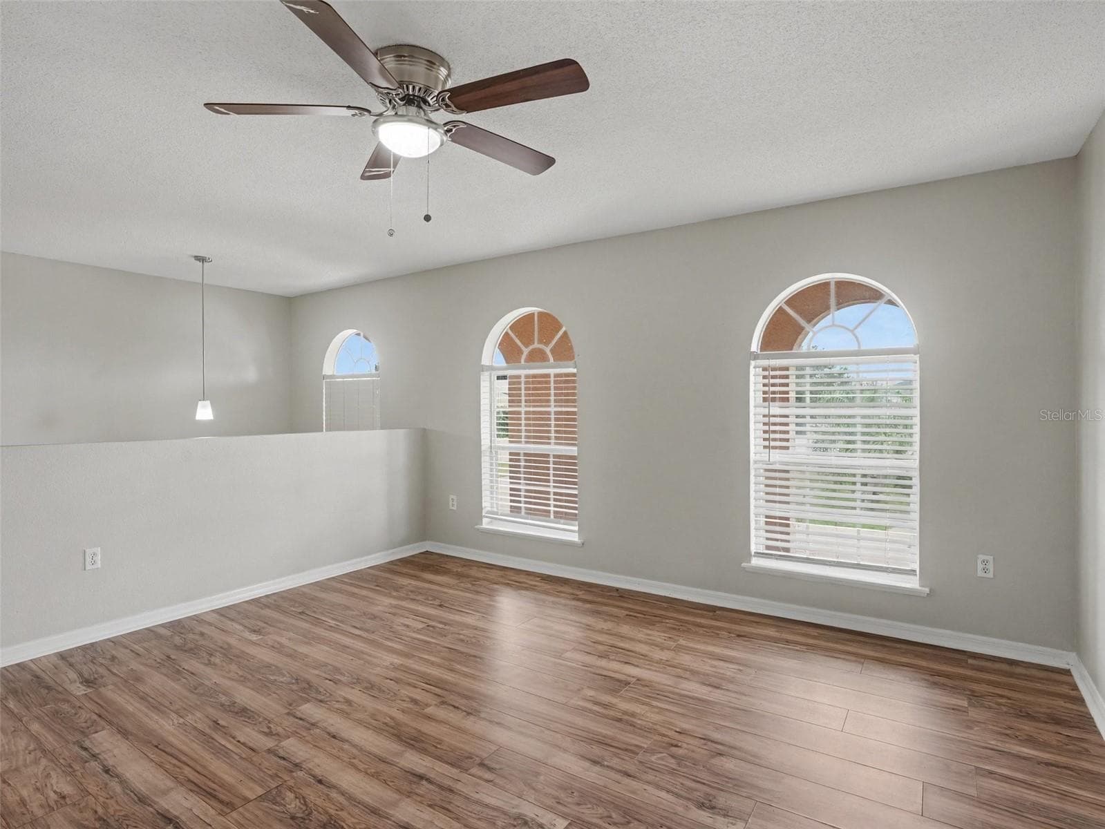 Single Family Residence at 829 SUN RIDGE VILLAGE DR, WINTER HAVEN, photo 11 of 32