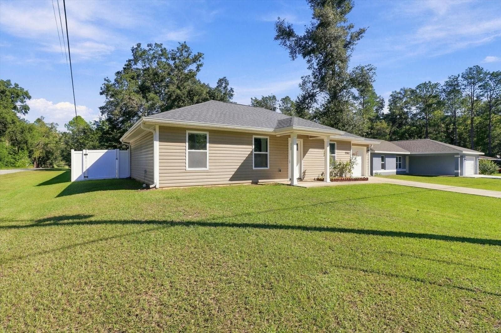 Single Family Residence at 20945 SW ROBIN DR, DUNNELLON, photo 3 of 47
