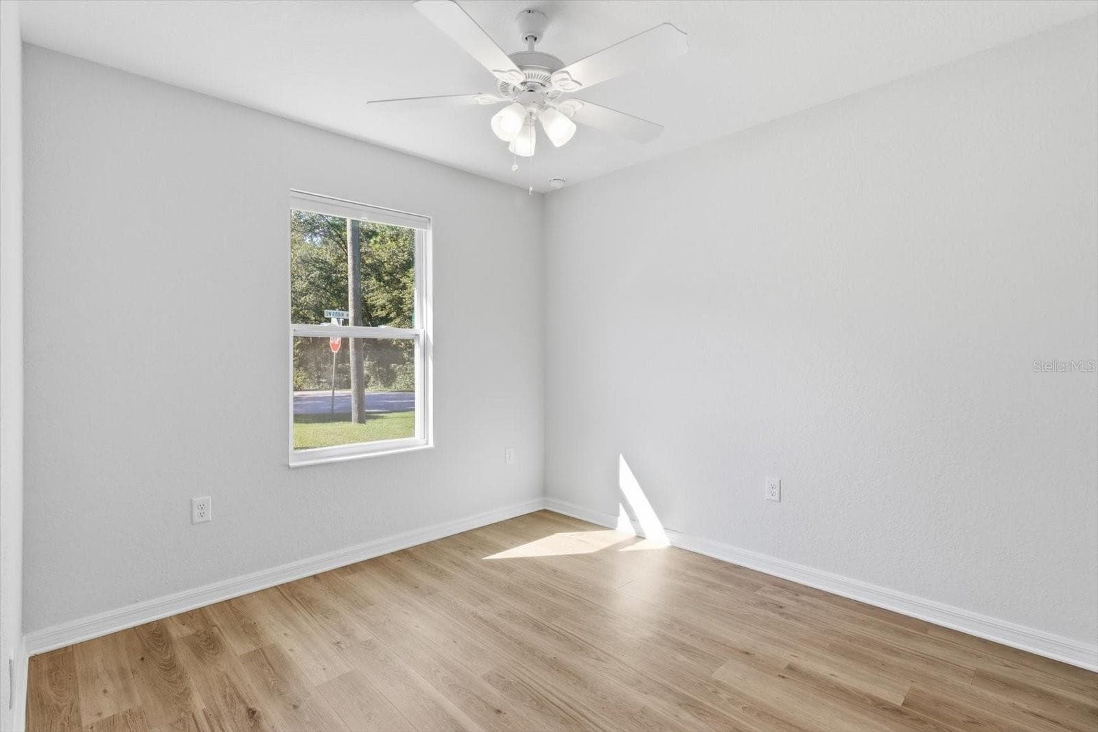 Single Family Residence at 20945 SW ROBIN DR, DUNNELLON, photo 19 of 47