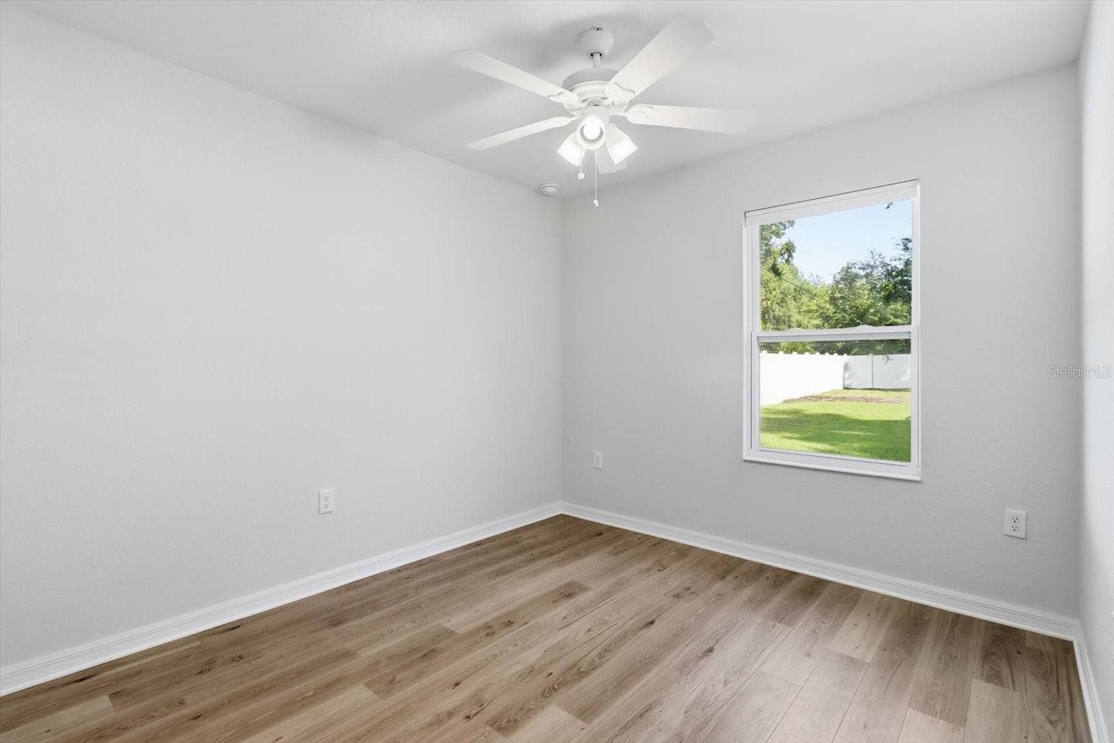 Single Family Residence at 20945 SW ROBIN DR, DUNNELLON, photo 32 of 47