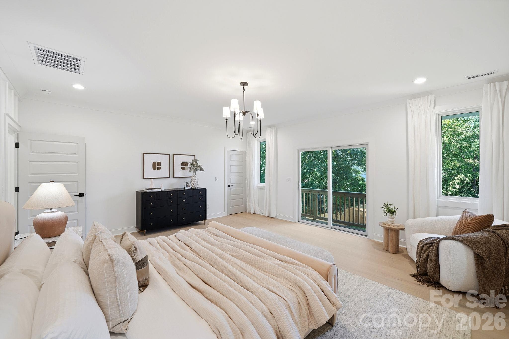 Single Family Residence at 2757 Parkway Avenue, Charlotte, photo 20 of 46