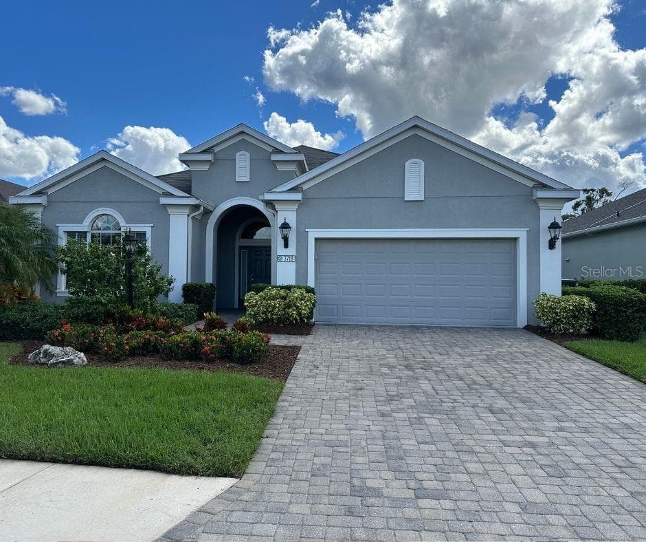 3718 WOODCLIFF LAKE TER