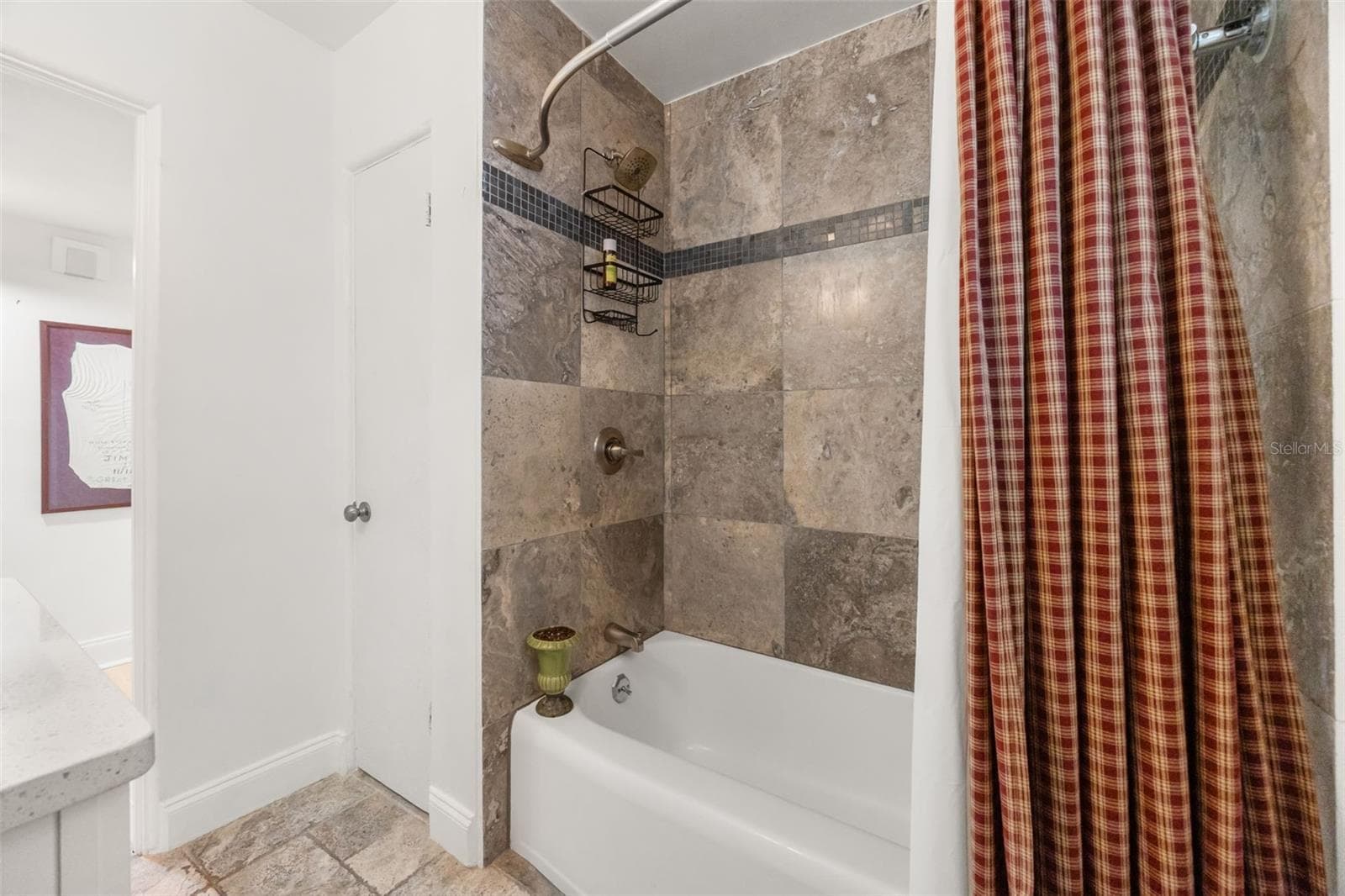Single Family Residence at 616 STRATHMORE DR, ORLANDO, photo 24 of 38