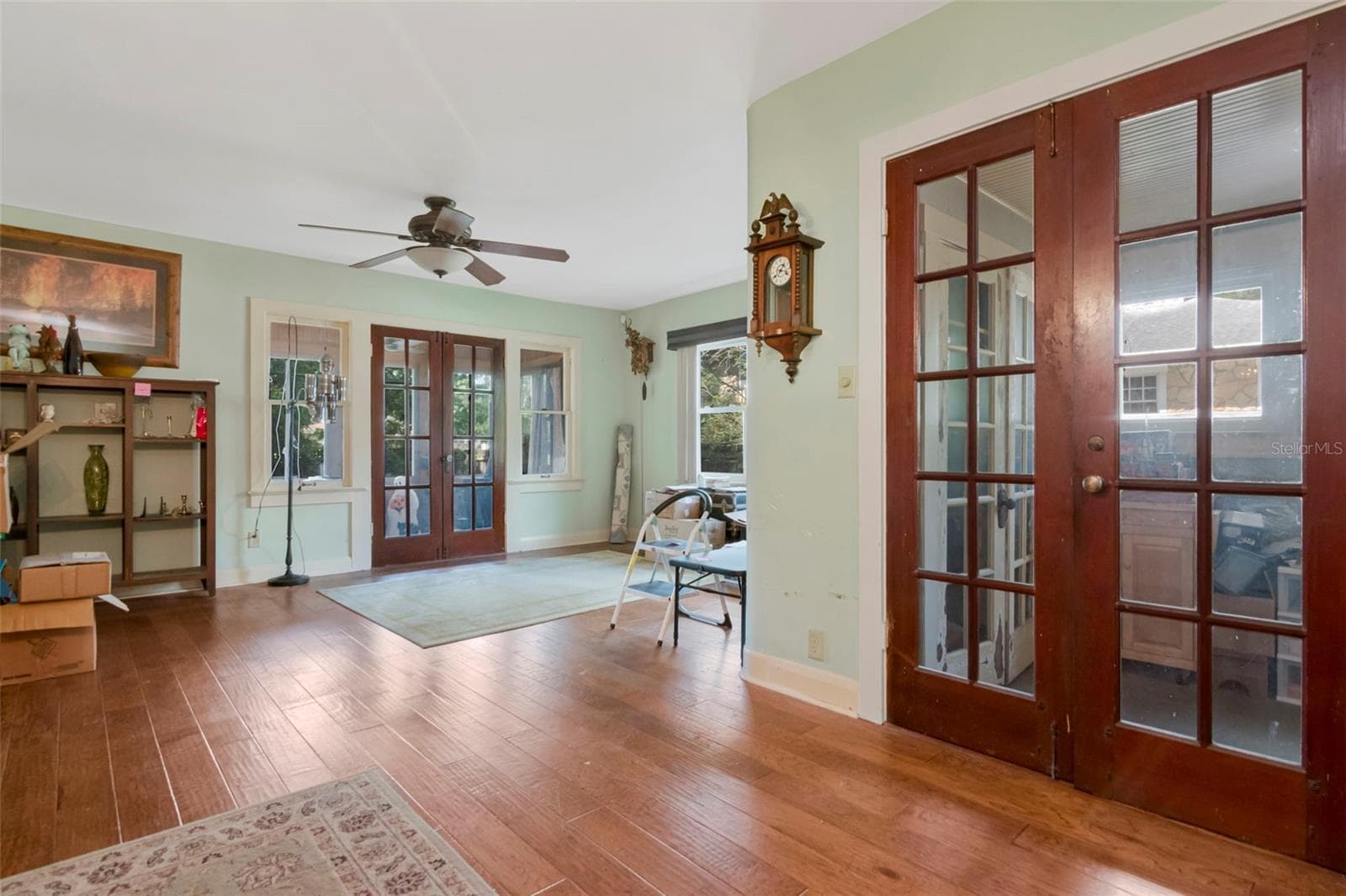 Single Family Residence at 2712 N MUNRO ST, TAMPA, photo 3 of 36