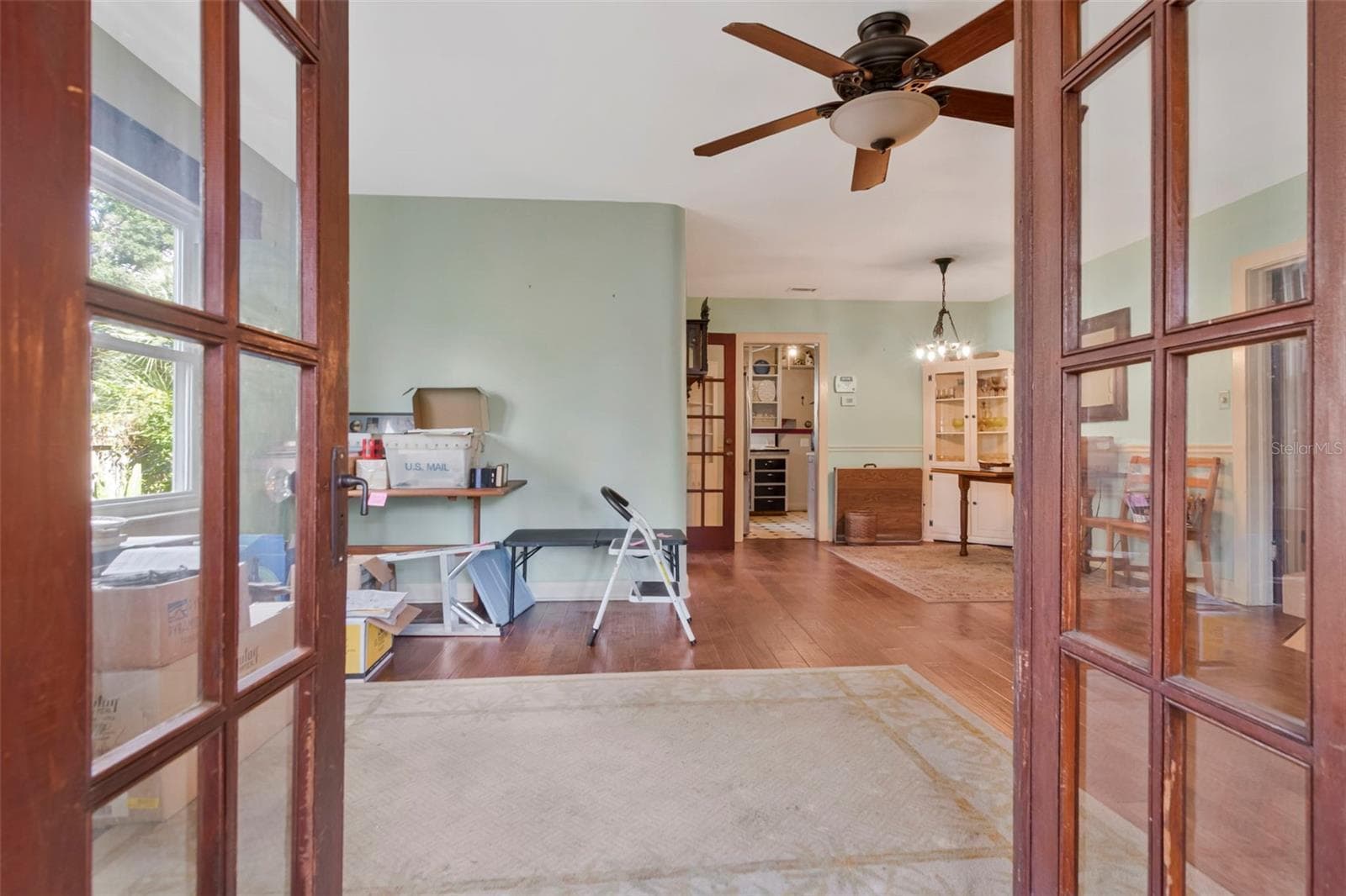Single Family Residence at 2712 N MUNRO ST, TAMPA, photo 10 of 36
