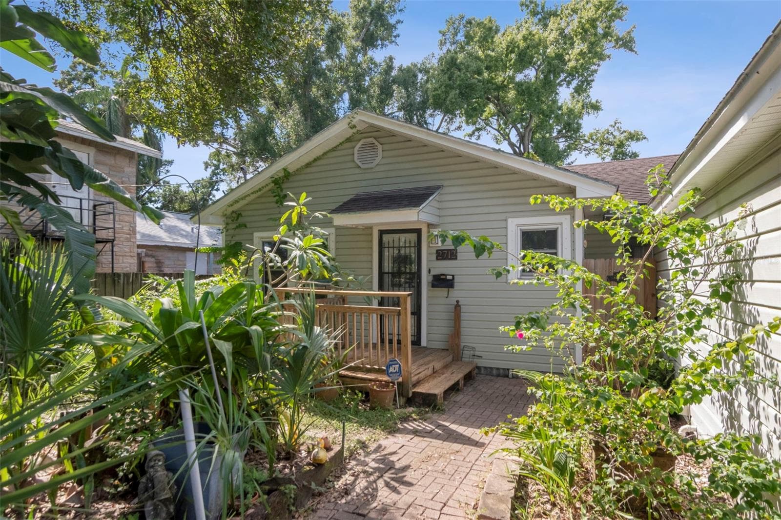 Single Family Residence at 2712 N MUNRO ST, TAMPA, photo 30 of 36