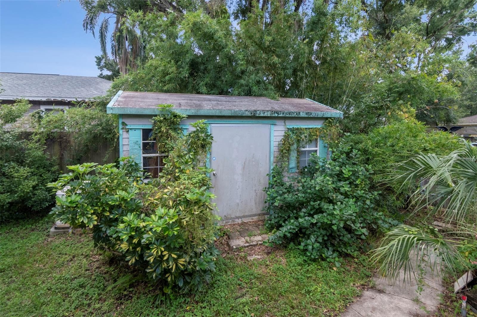 Single Family Residence at 2712 N MUNRO ST, TAMPA, photo 32 of 36