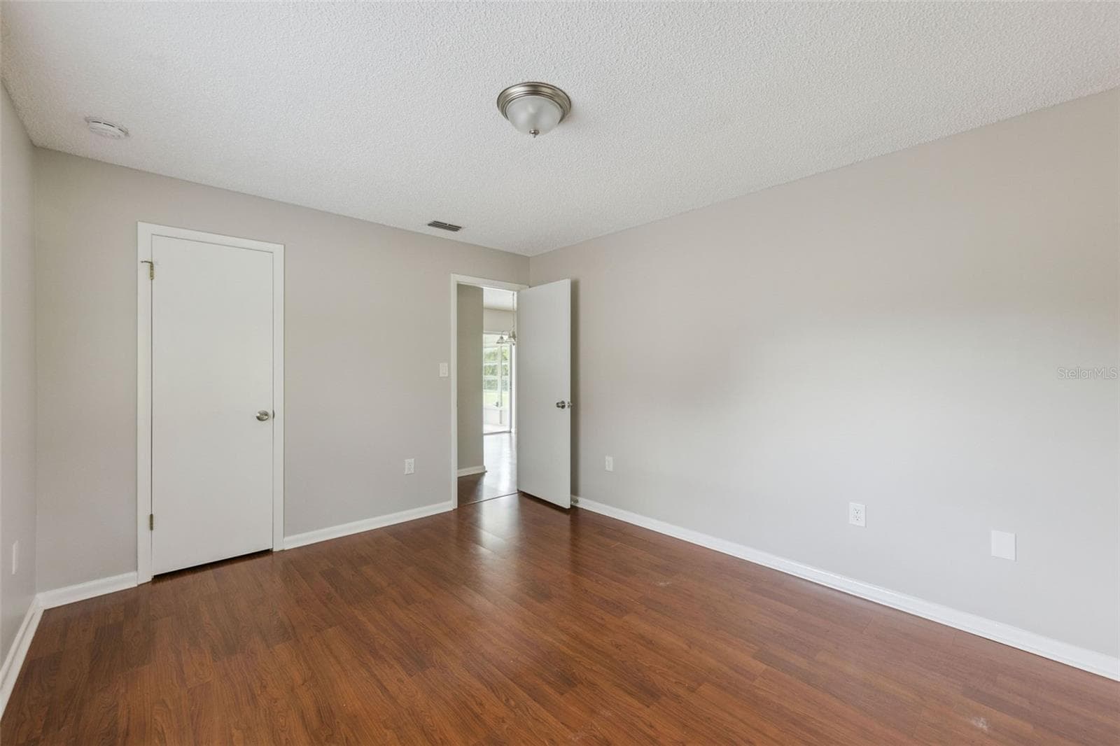 Single Family Residence at 3760 MICHIGAN AVE, MOUNT DORA, photo 14 of 27