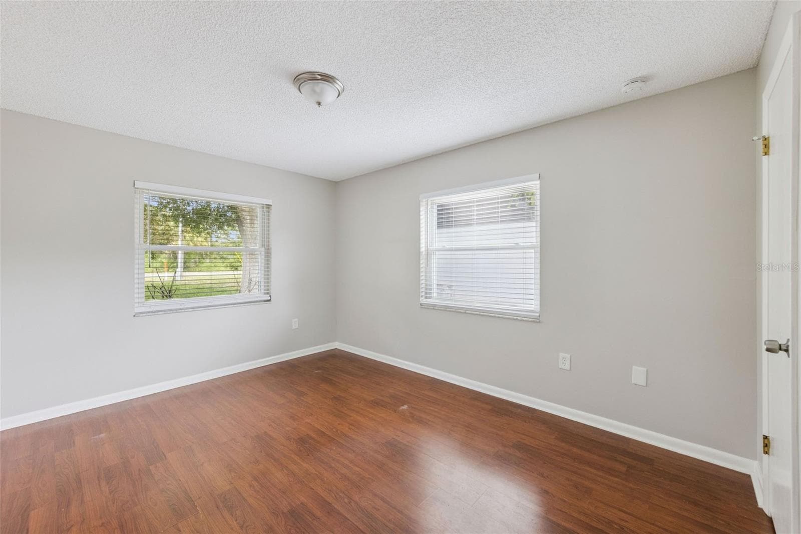 Single Family Residence at 3760 MICHIGAN AVE, MOUNT DORA, photo 15 of 27