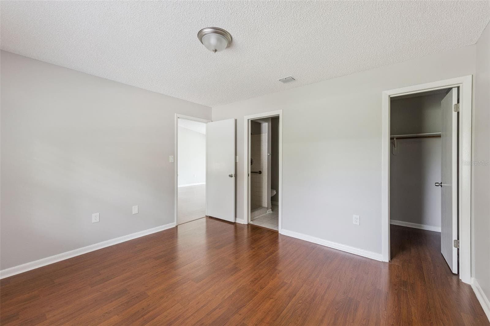 Single Family Residence at 3760 MICHIGAN AVE, MOUNT DORA, photo 16 of 27