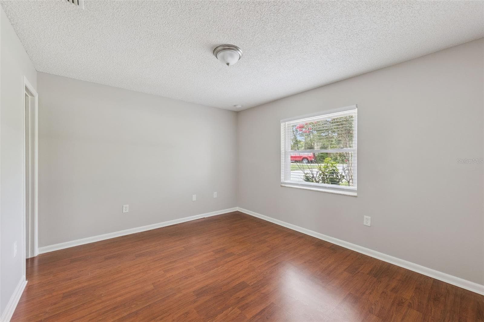 Single Family Residence at 3760 MICHIGAN AVE, MOUNT DORA, photo 17 of 27