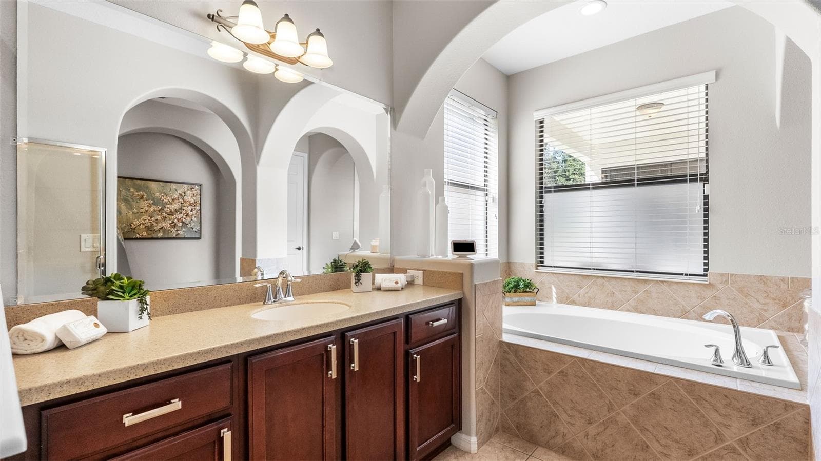 Primary En-Suite-Glass Paneled Shower Enclosure - 20316 HERITAGE POINT DR, TAMPA