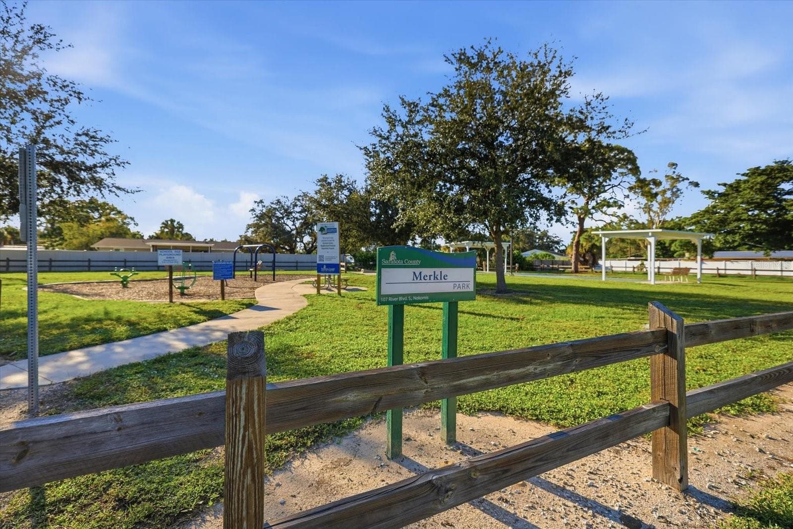 MERKLE PARK, across the street - 102 RIVER BLVD N, NOKOMIS