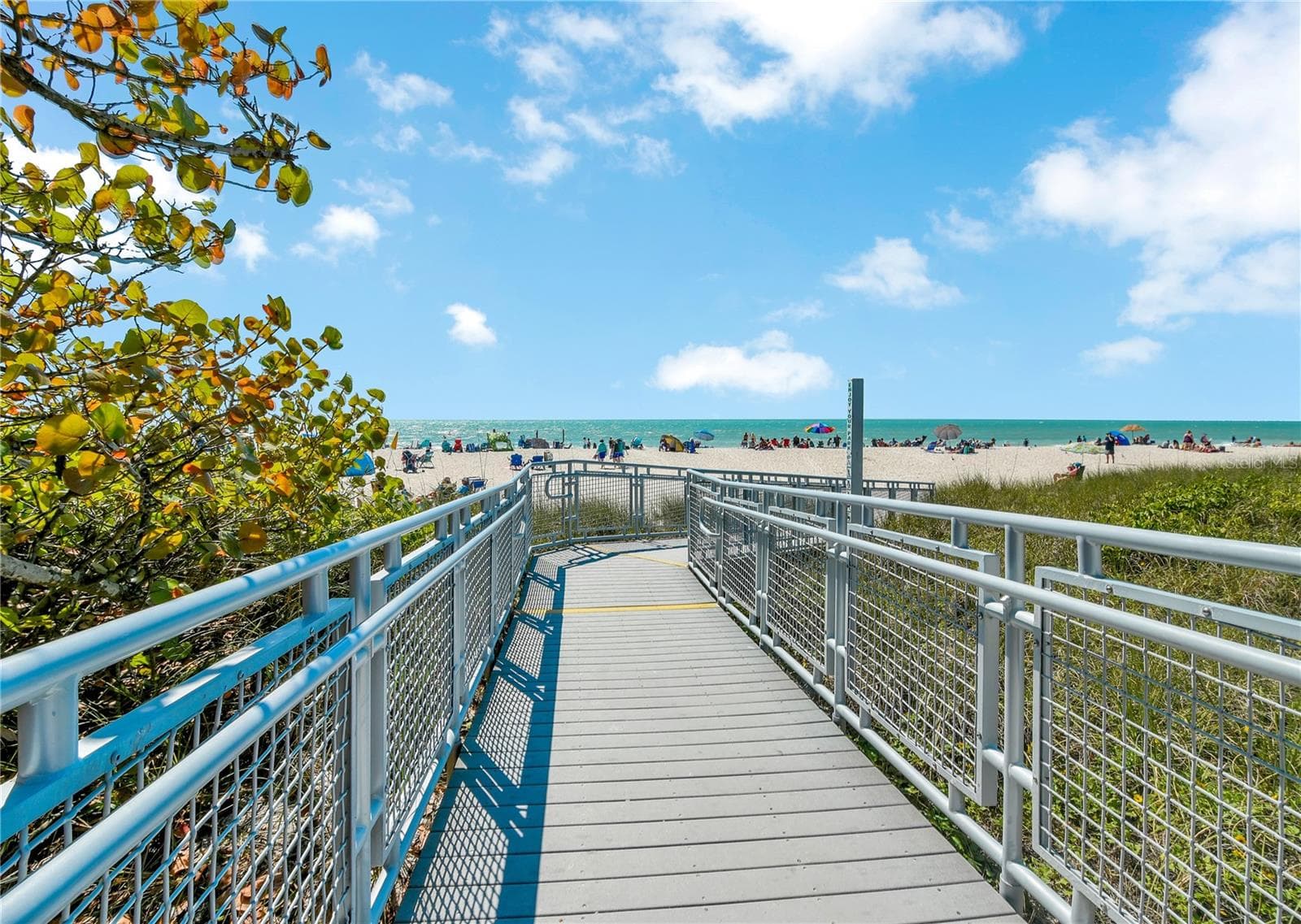 NOKOMIS BEACH walk way - 102 RIVER BLVD N, NOKOMIS